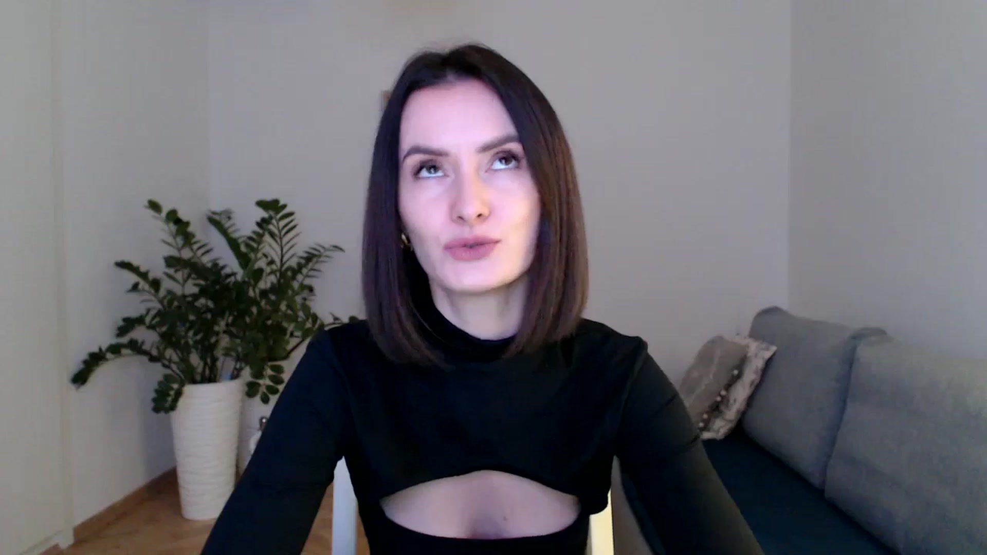 Gallery image thumbnail from the_realpearl's myfreecams stream on, 02/02/2024, 18:24 image 7 of 20