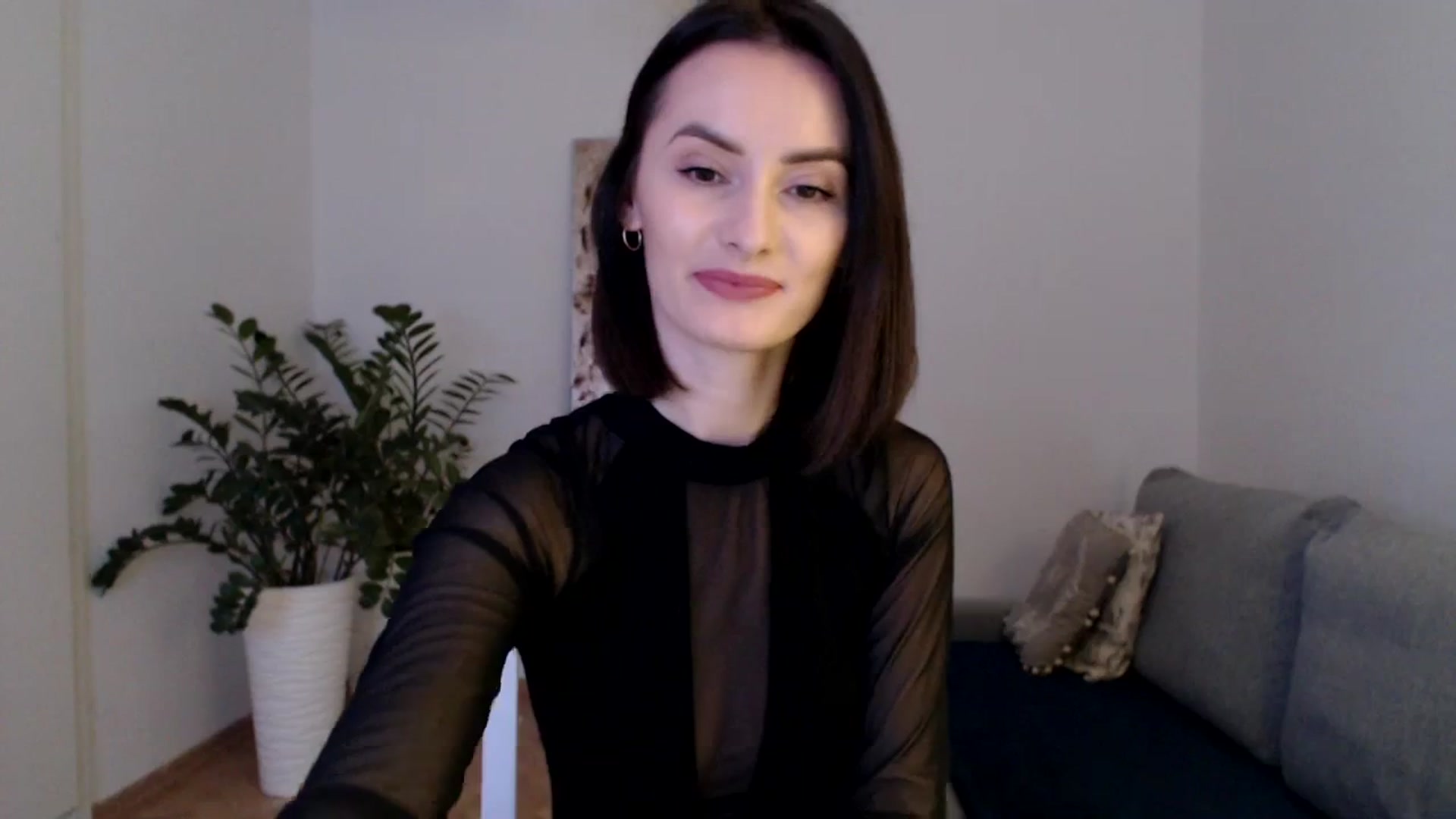 Gallery image thumbnail from the_realpearl's myfreecams stream on, 02/06/2024, 16:30 image 17 of 20