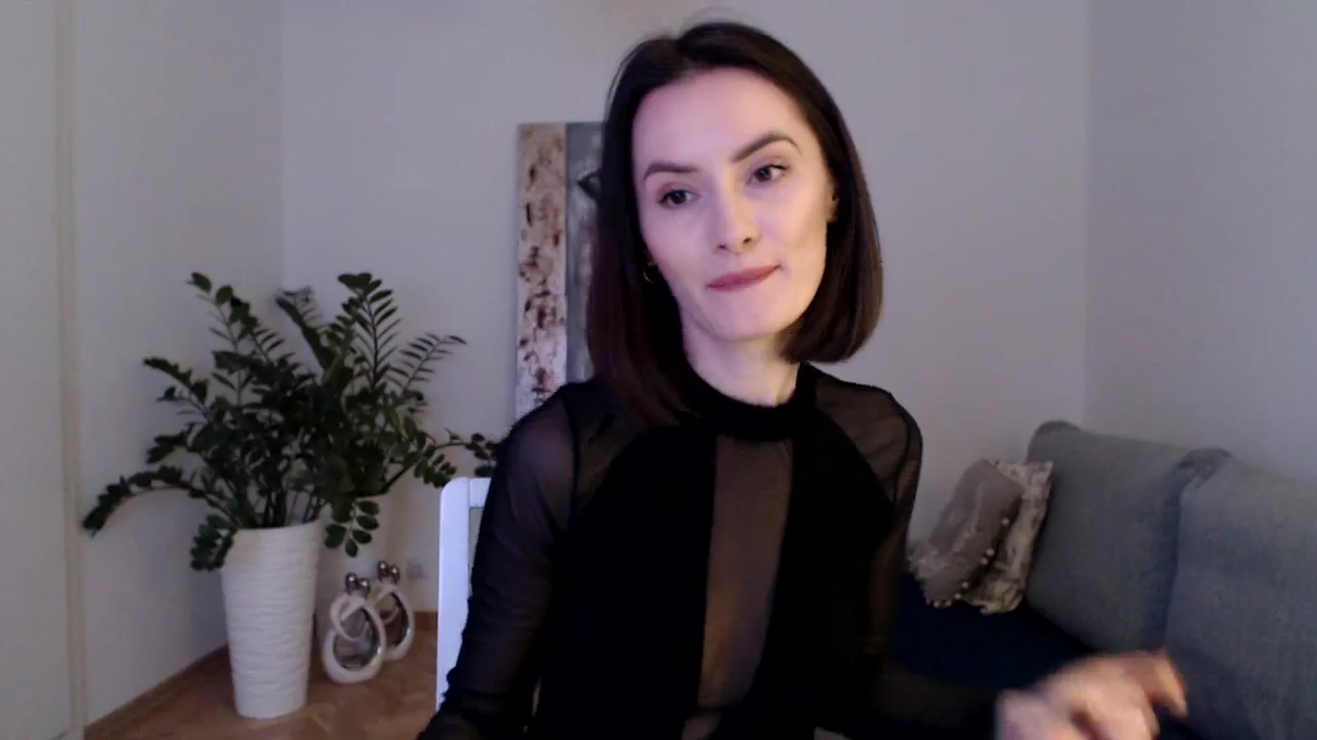Gallery image thumbnail from the_realpearl's myfreecams stream on, 02/06/2024, 16:30 image 13 of 20