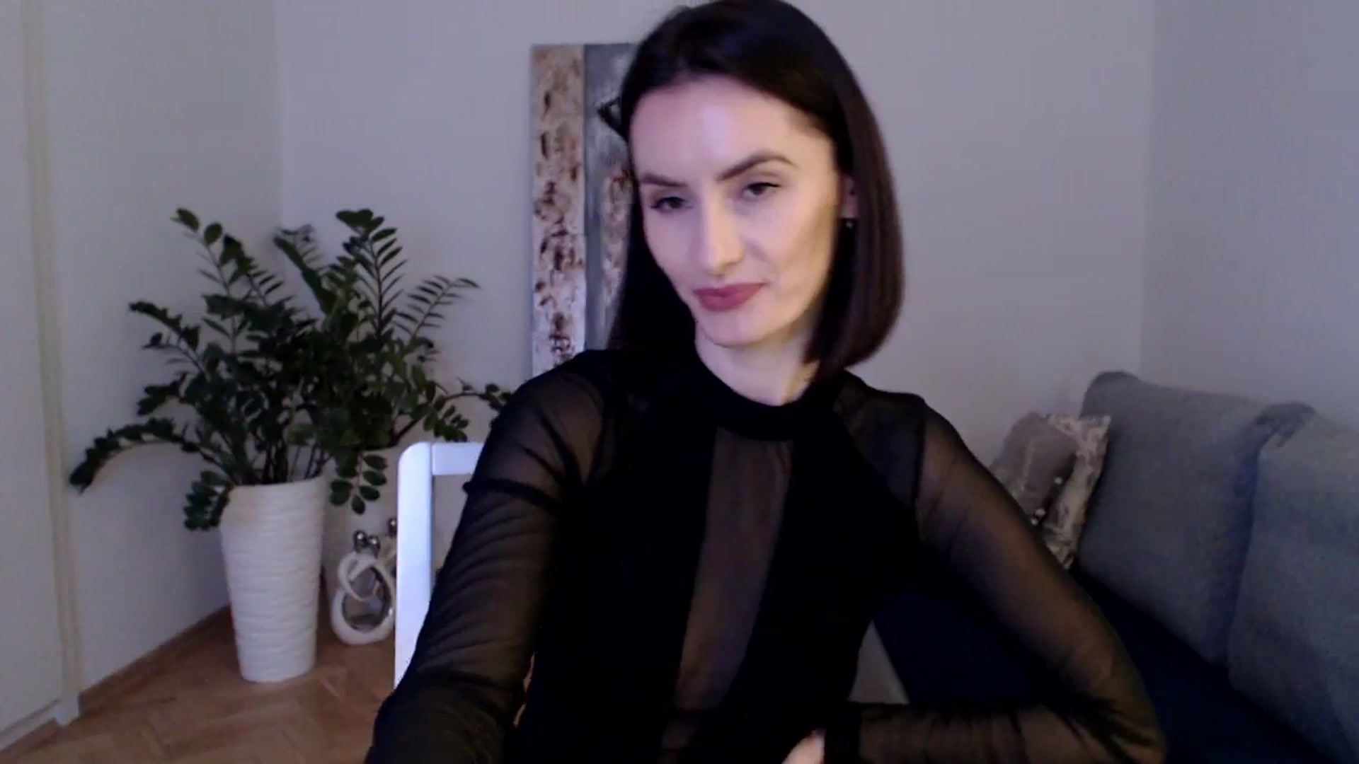 Gallery image thumbnail from the_realpearl's myfreecams stream on, 02/06/2024, 17:13 image 4 of 20