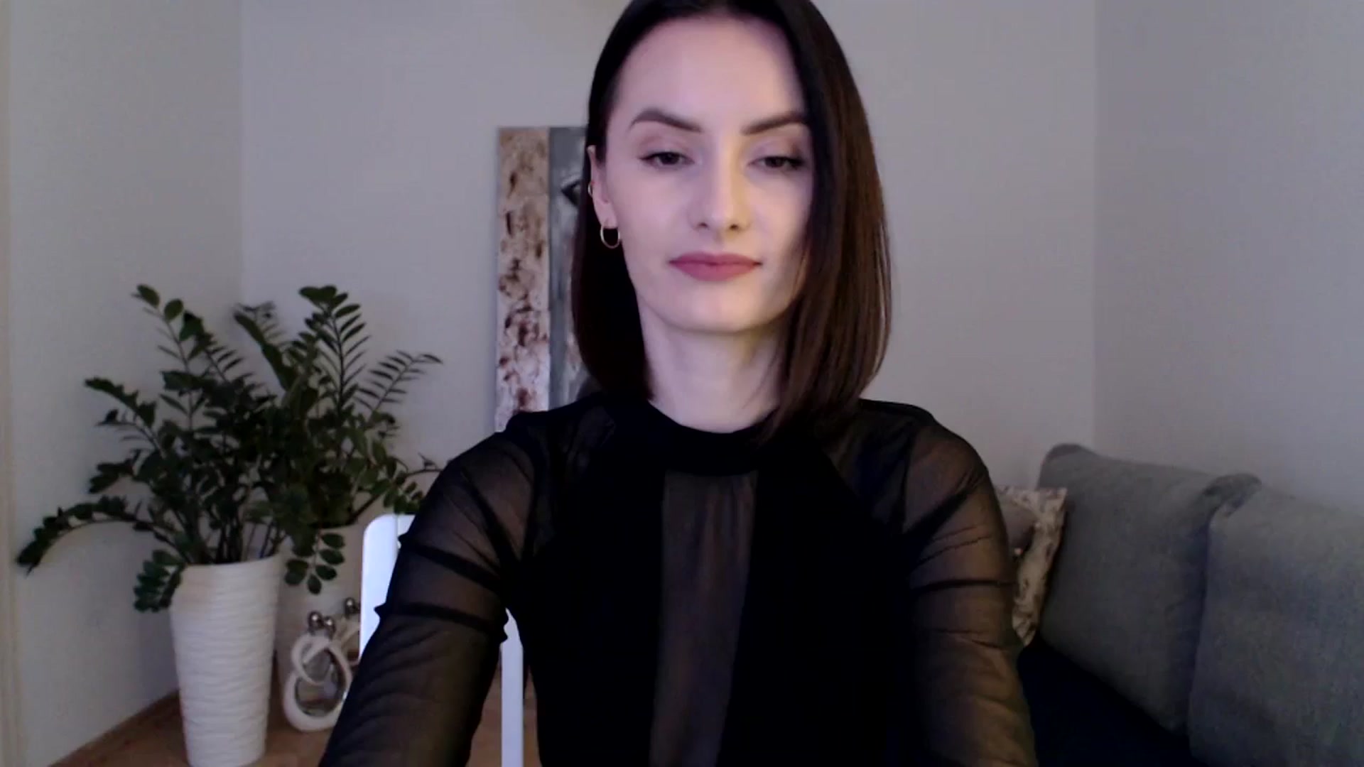 Gallery image thumbnail from the_realpearl's myfreecams stream on, 02/06/2024, 17:13 image 20 of 20