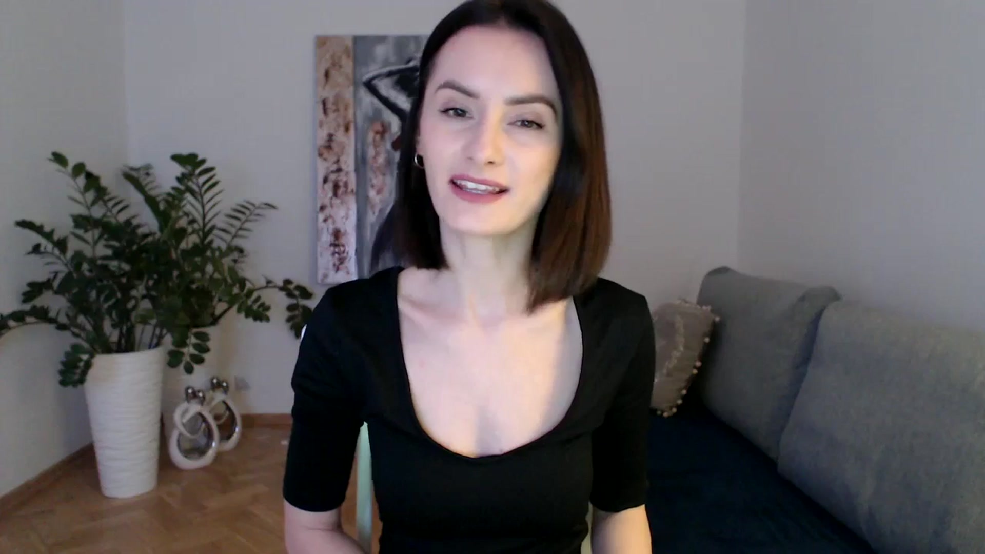 Gallery image thumbnail from the_realpearl's myfreecams stream on, 02/08/2024, 18:51 image 8 of 20