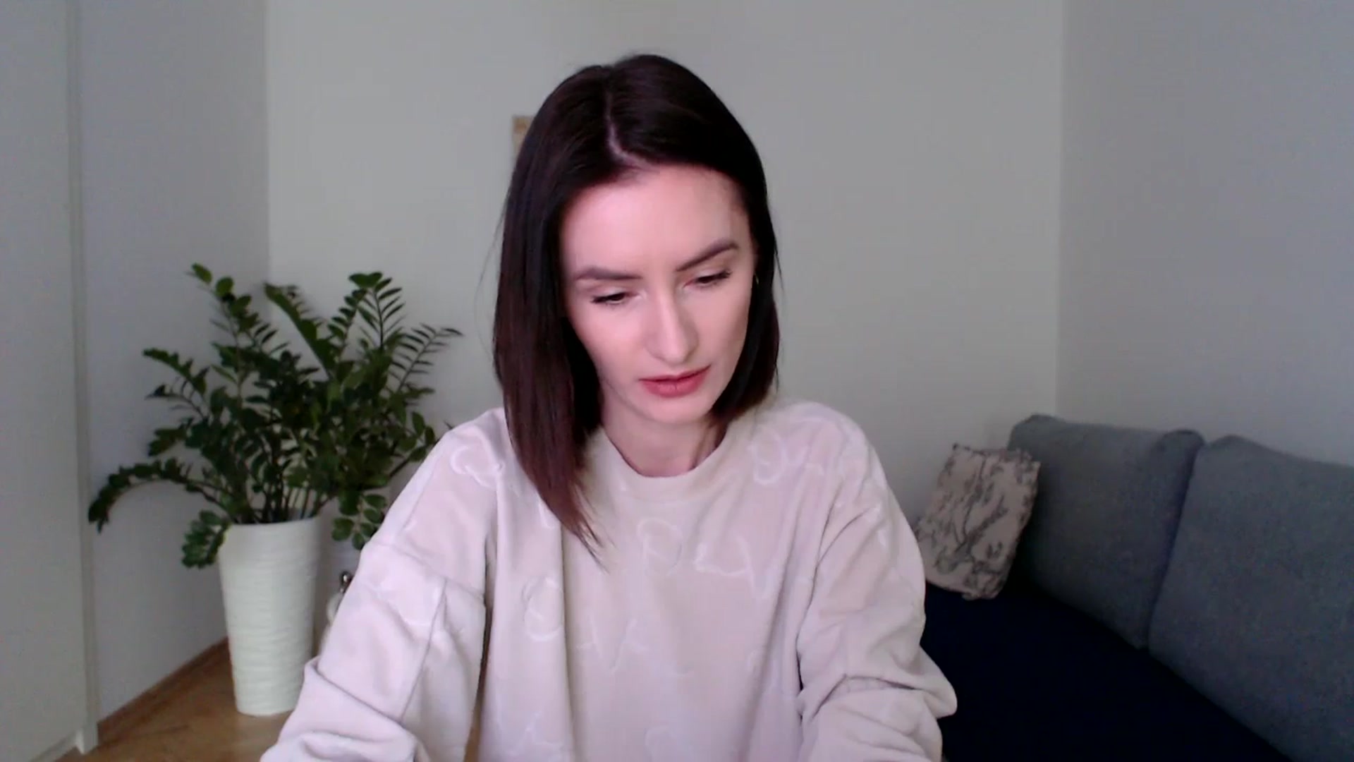 Gallery image thumbnail from the_realpearl's myfreecams stream on, 02/19/2024, 11:59 image 9 of 20