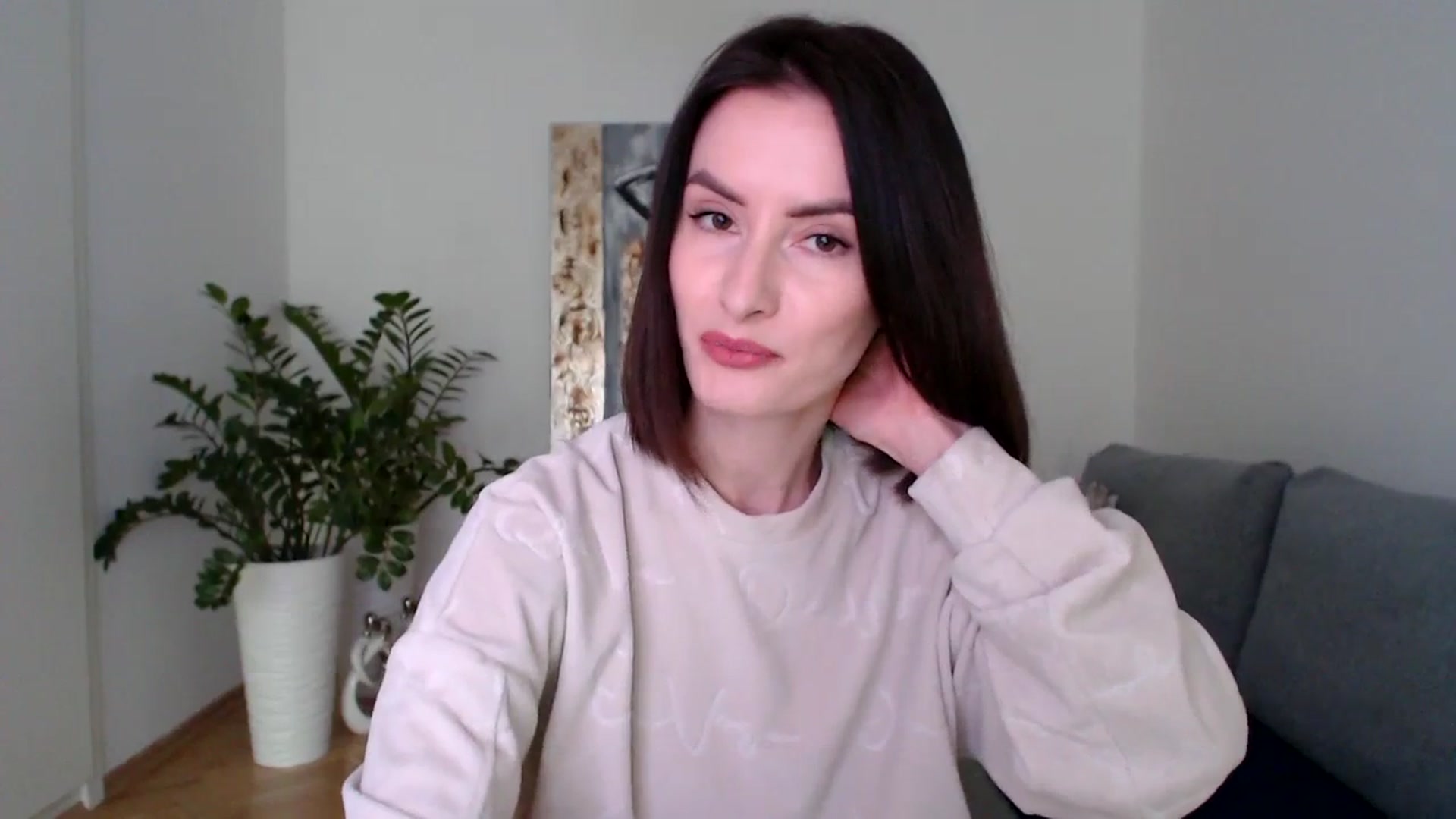 Gallery image thumbnail from the_realpearl's myfreecams stream on, 02/19/2024, 11:59 image 5 of 20