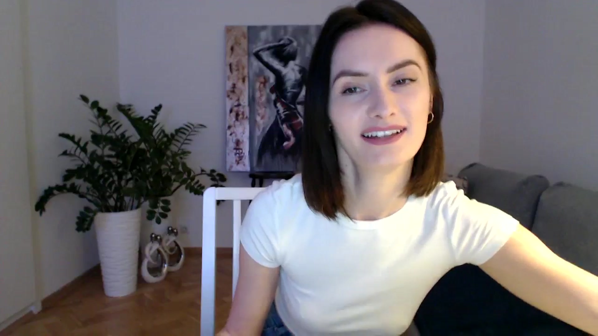 Gallery image thumbnail from the_realpearl's myfreecams stream on, 02/27/2024, 18:59 image 4 of 20