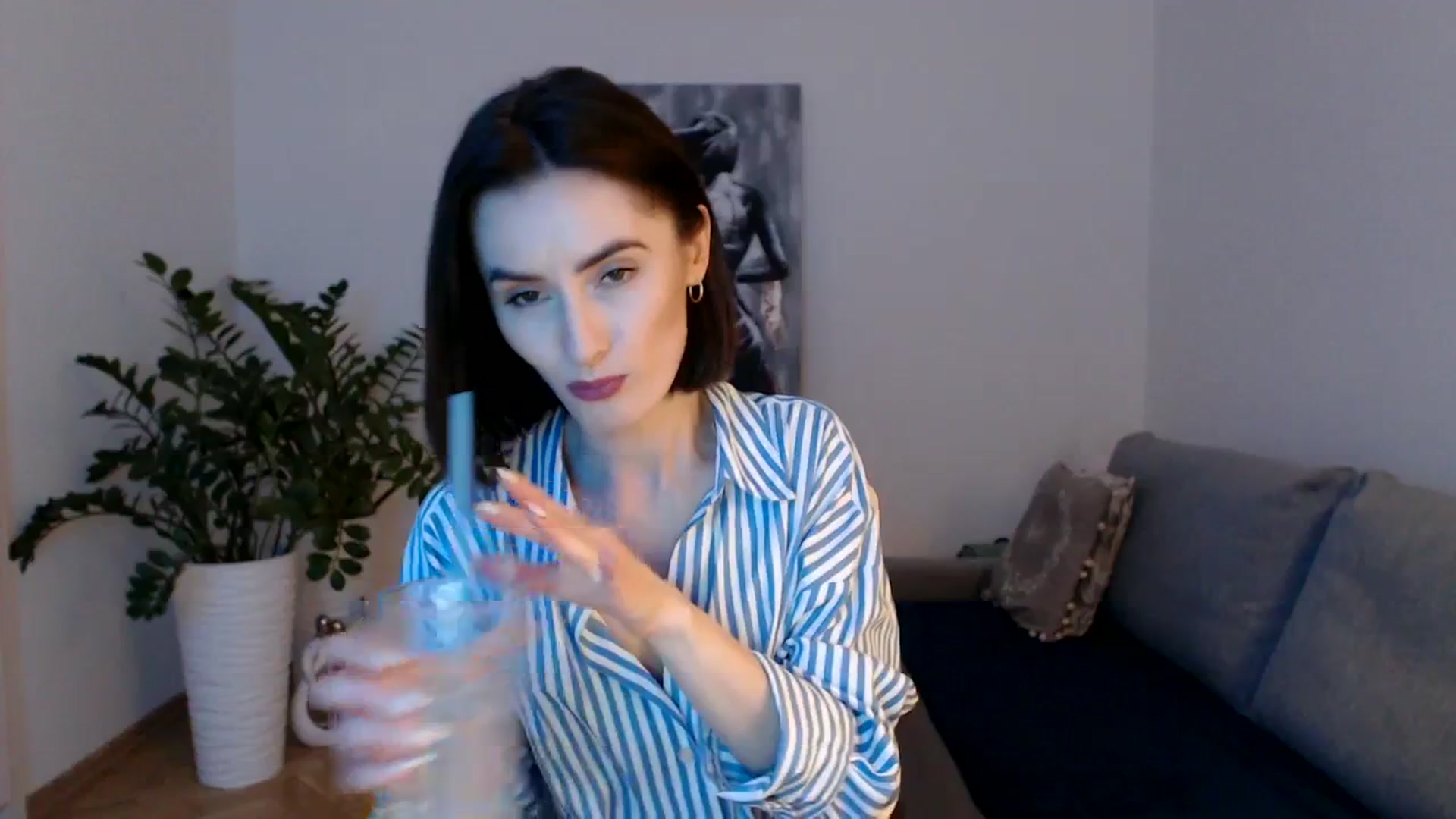 Gallery image thumbnail from the_realpearl's myfreecams stream on, 03/05/2024, 16:39 image 17 of 20