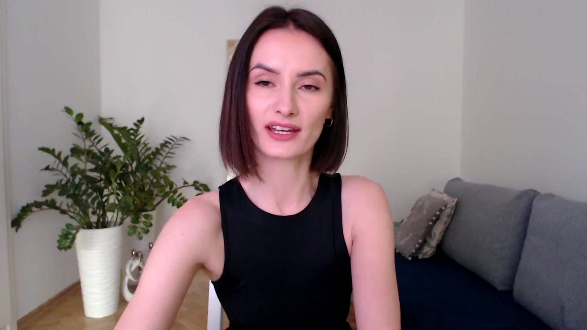 Gallery image thumbnail from the_realpearl's myfreecams stream on, 03/06/2024, 16:47 image 3 of 20