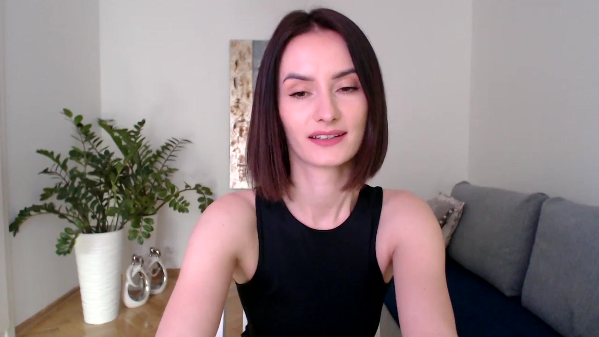 Gallery image thumbnail from the_realpearl's myfreecams stream on, 03/06/2024, 16:47 image 2 of 20