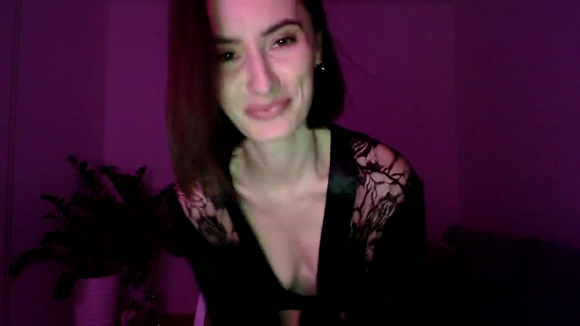 Gallery image thumbnail from the_realpearl's myfreecams stream on, 03/06/2024, 18:00 image 7 of 20