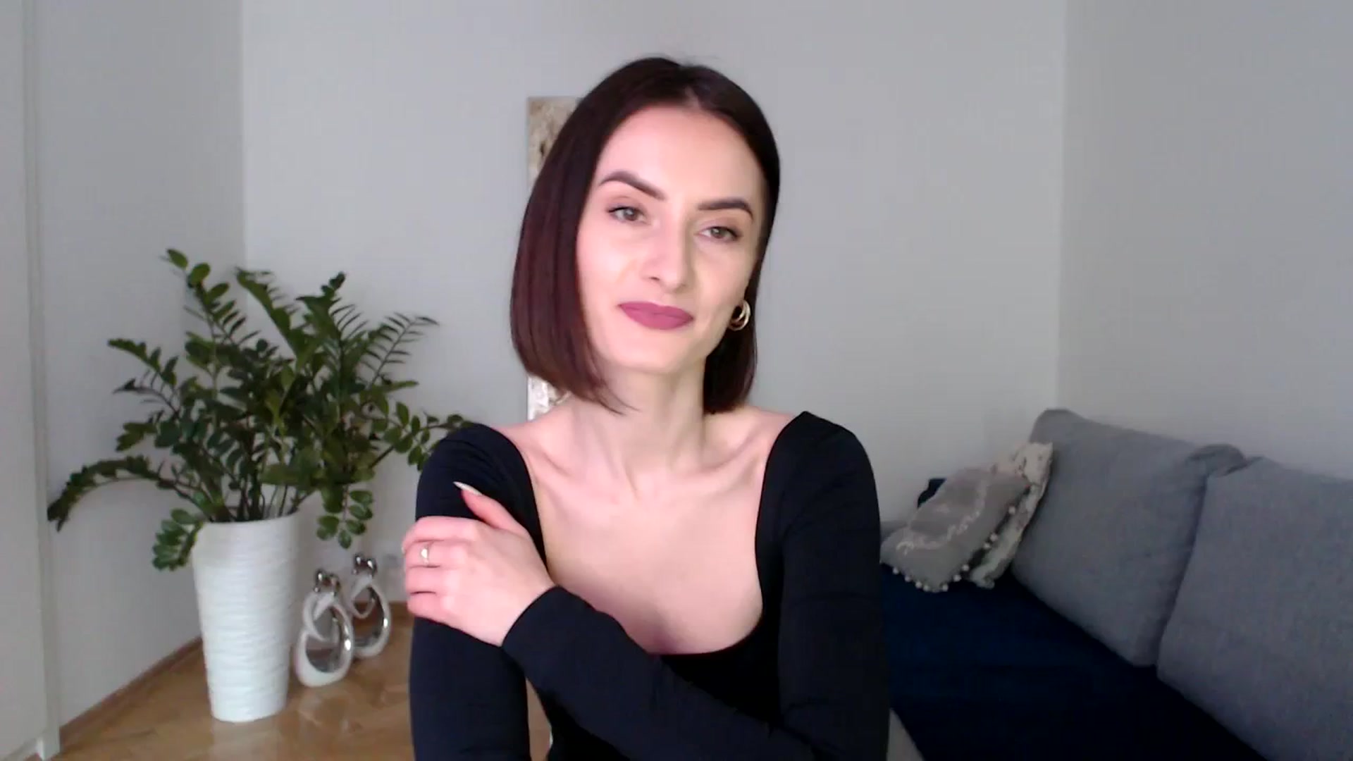 Gallery image thumbnail from the_realpearl's myfreecams stream on, 03/09/2024, 16:44 image 1 of 20