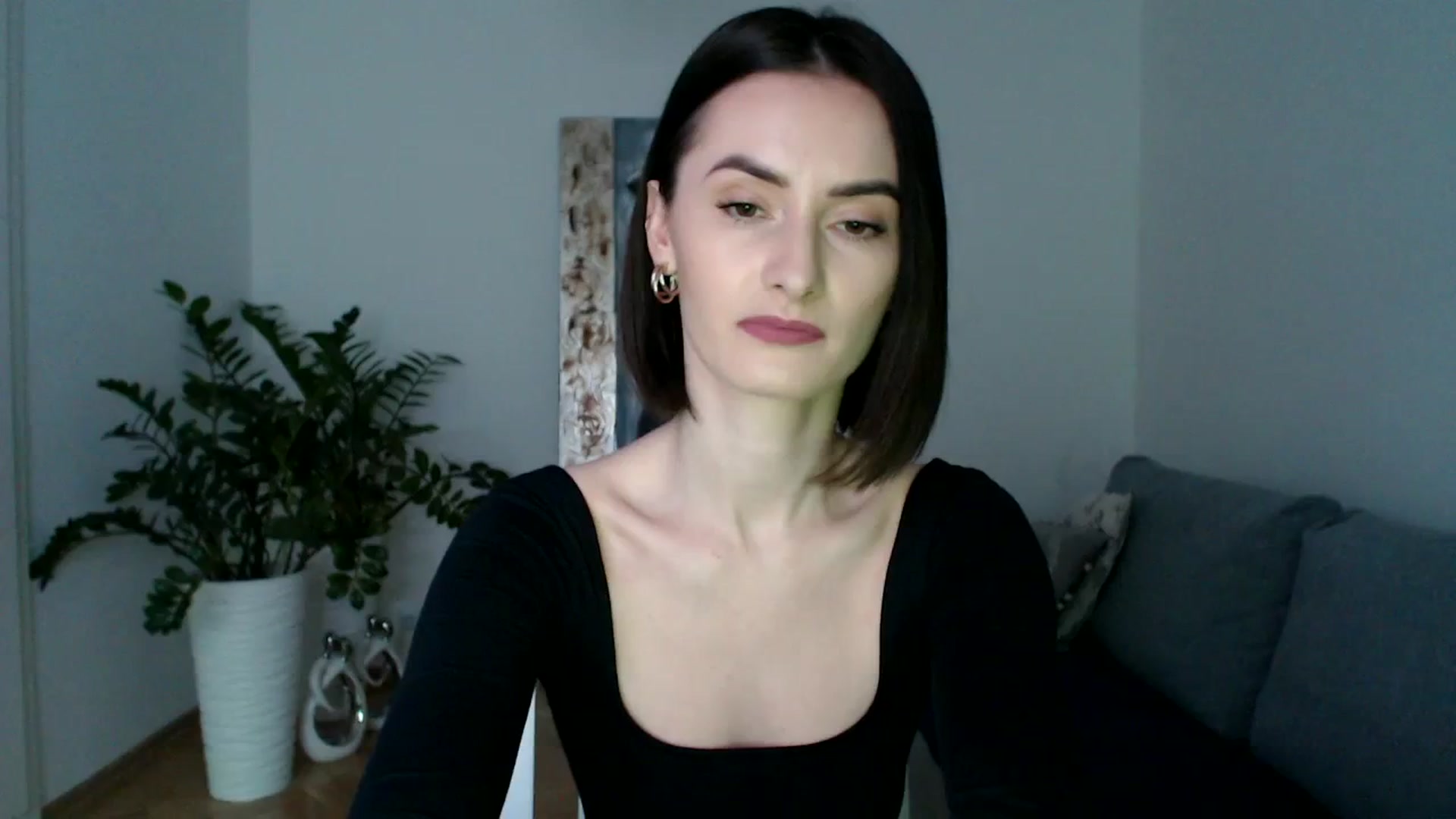Gallery image thumbnail from the_realpearl's myfreecams stream on, 03/09/2024, 16:44 image 13 of 20