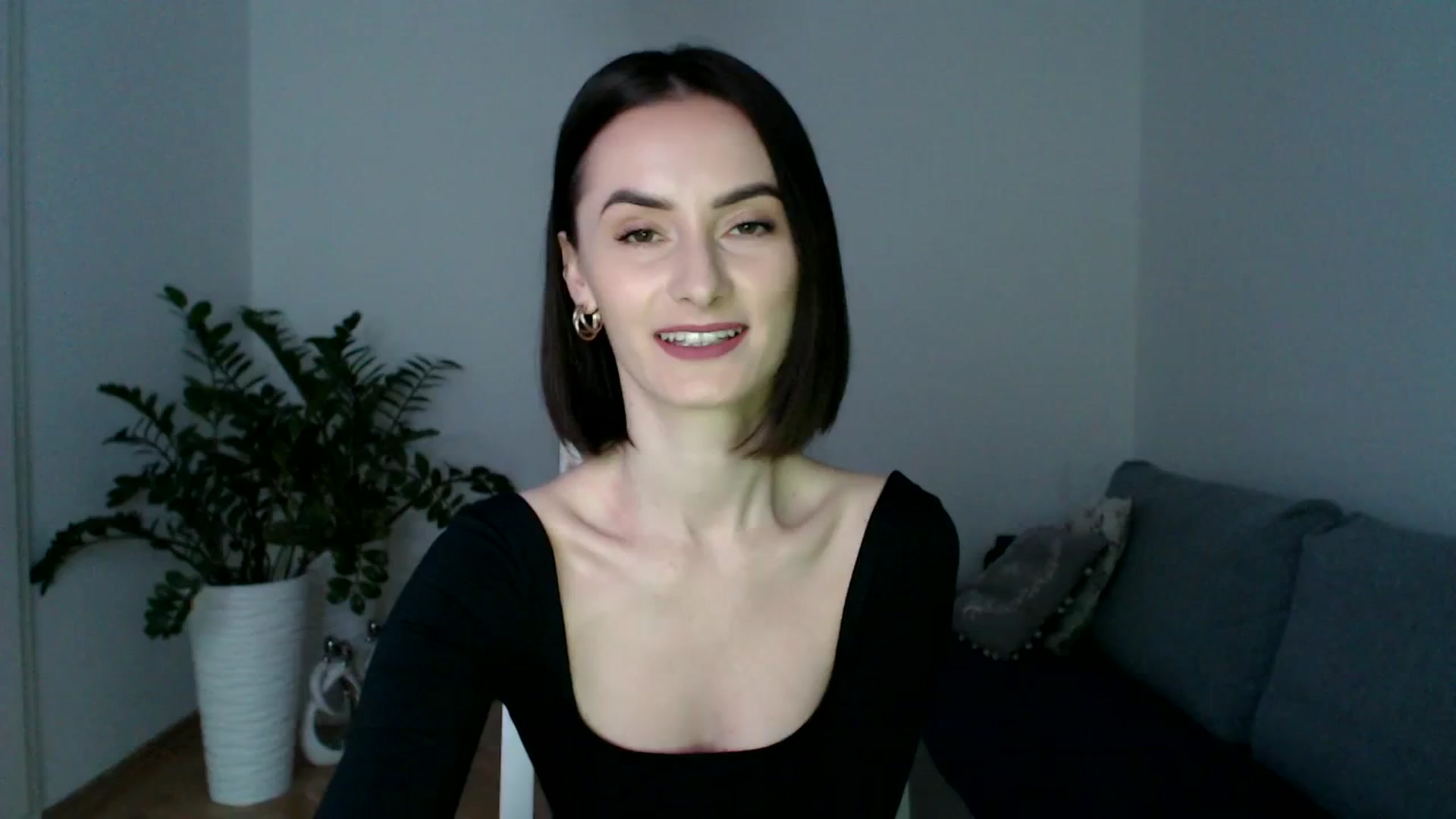 Gallery image thumbnail from the_realpearl's myfreecams stream on, 03/09/2024, 16:44 image 15 of 20
