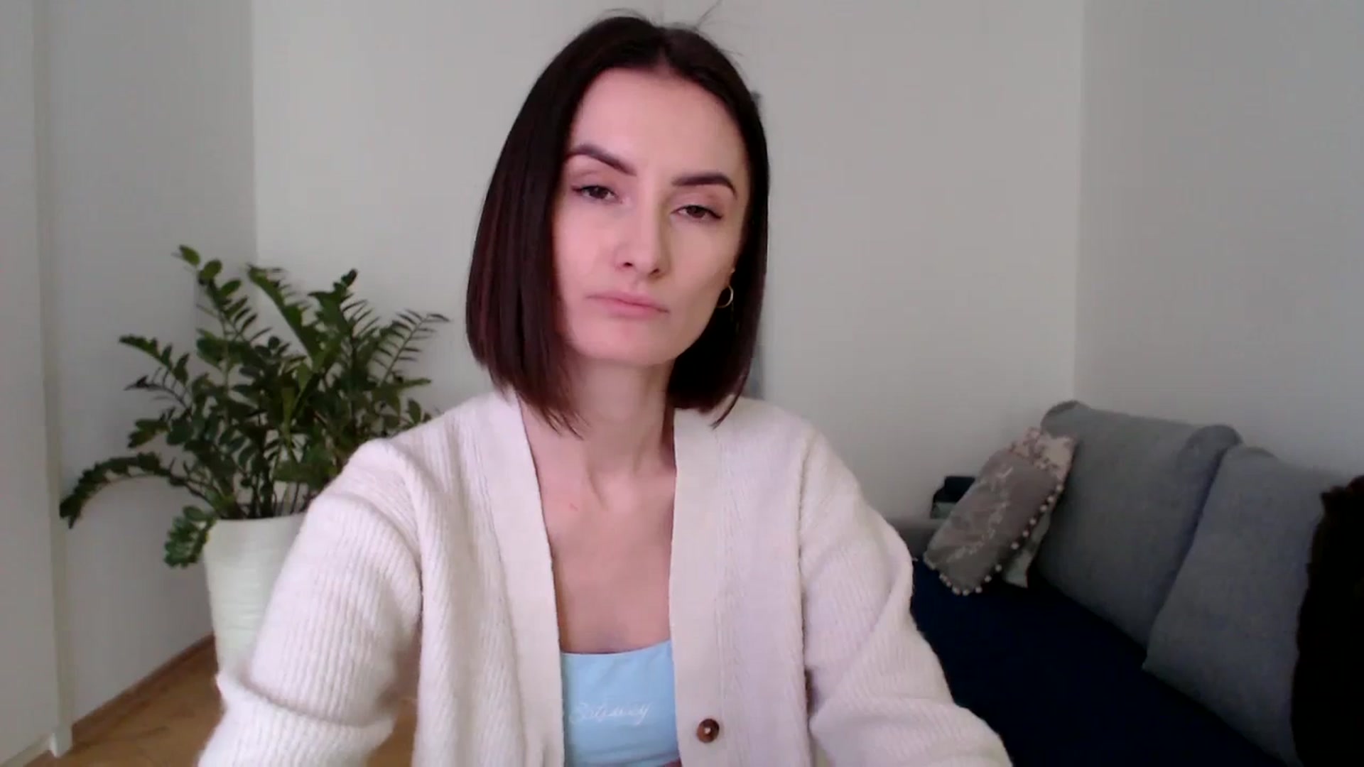 Gallery image thumbnail from the_realpearl's myfreecams stream on, 03/11/2024, 12:40 image 19 of 20
