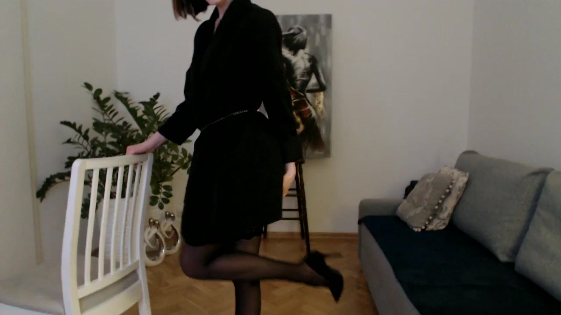 Gallery image thumbnail from the_realpearl's myfreecams stream on, 03/12/2024, 18:30 image 3 of 20
