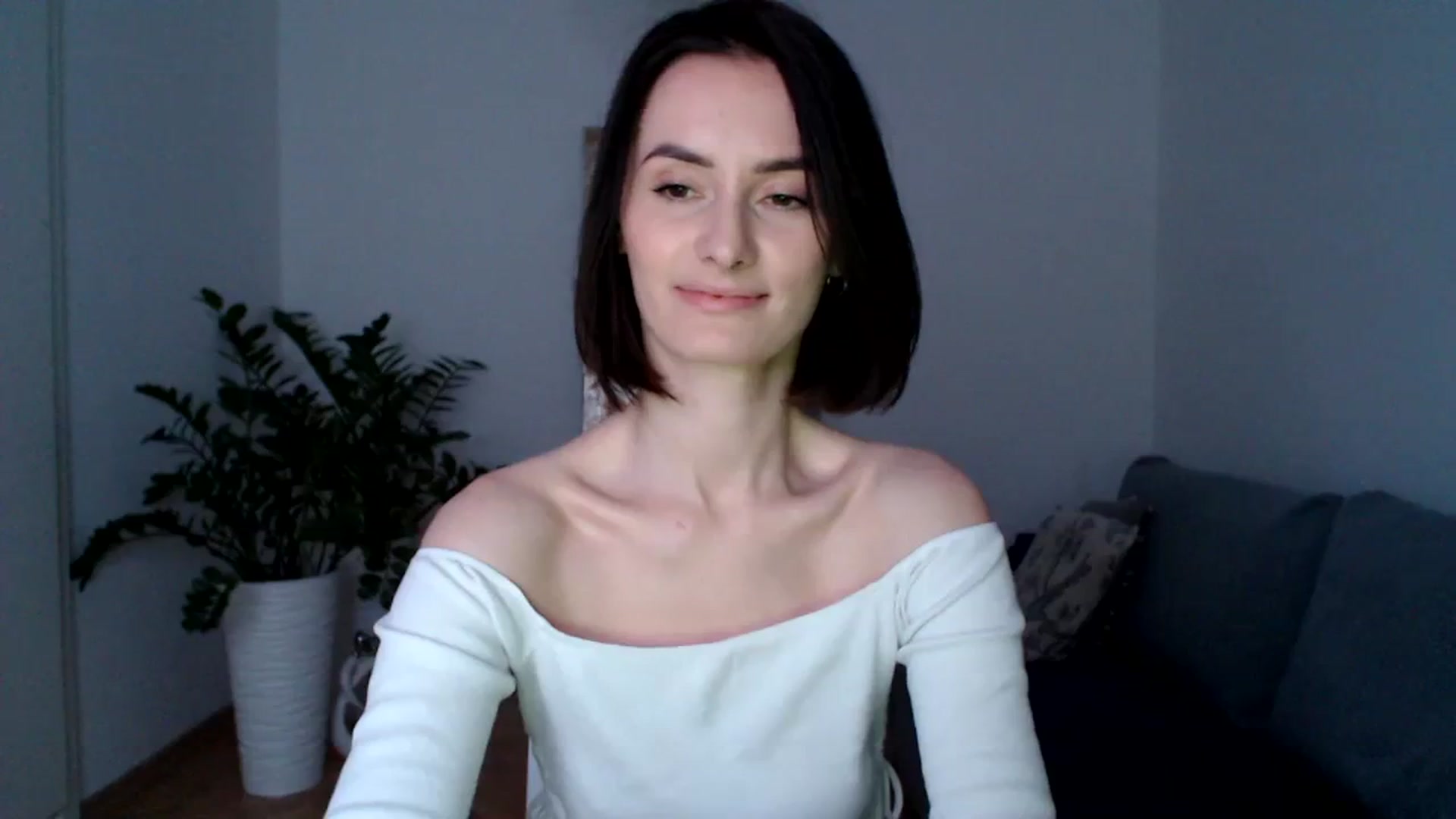 Gallery image thumbnail from the_realpearl's myfreecams stream on, 03/13/2024, 17:14 image 9 of 20