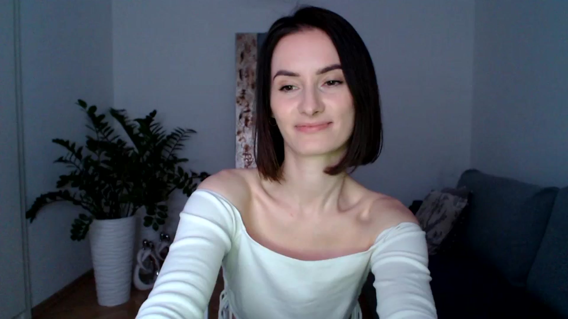 Gallery image thumbnail from the_realpearl's myfreecams stream on, 03/13/2024, 17:14 image 12 of 20