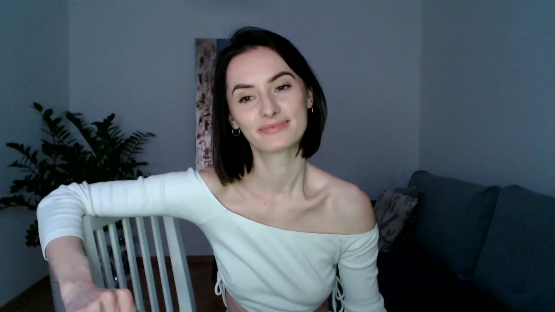 Gallery image thumbnail from the_realpearl's myfreecams stream on, 03/13/2024, 17:54 image 15 of 20