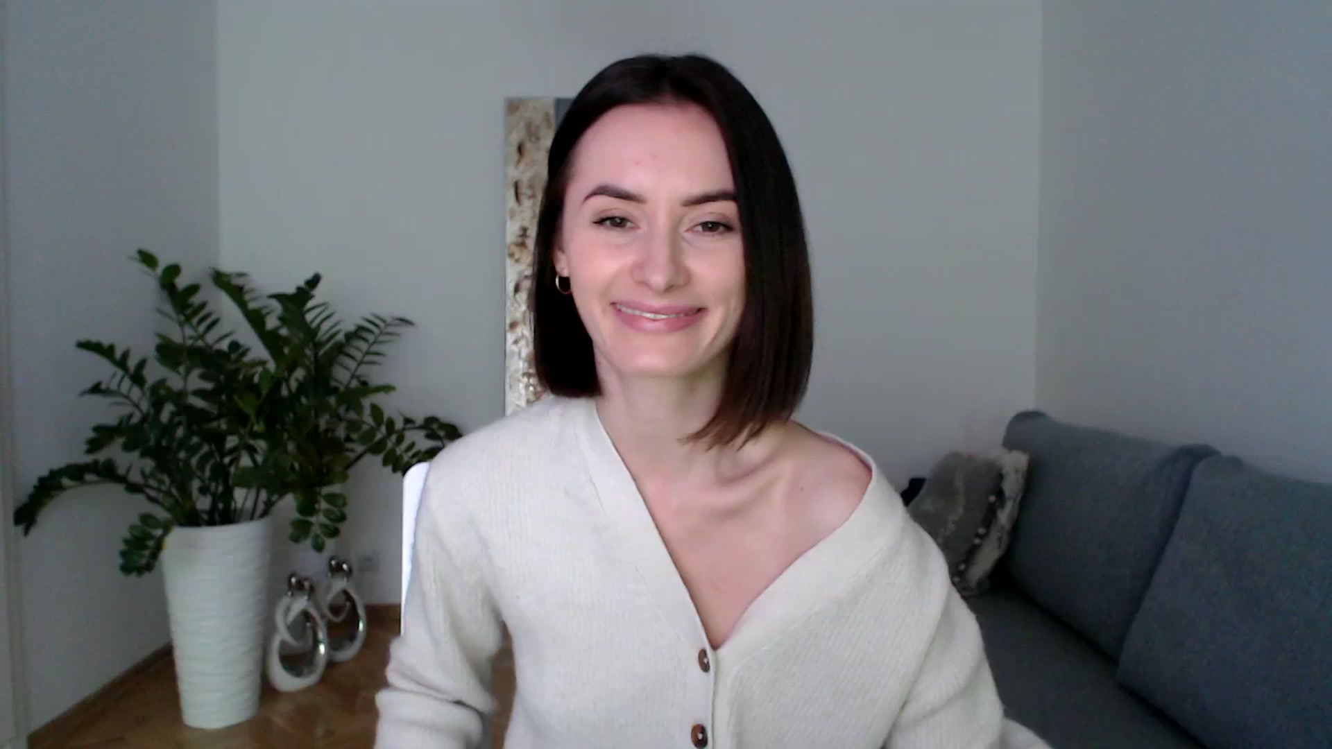 Gallery image thumbnail from the_realpearl's myfreecams stream on, 03/14/2024, 16:34 image 11 of 20