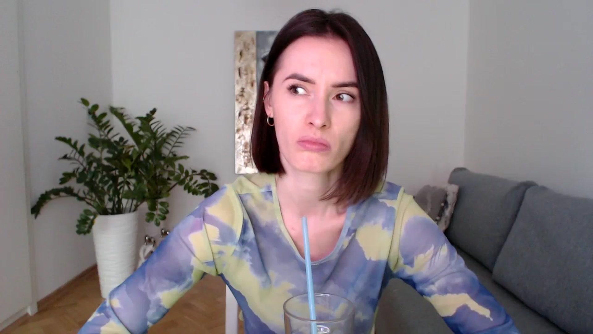 Gallery image thumbnail from the_realpearl's myfreecams stream on, 03/14/2024, 16:34 image 5 of 20
