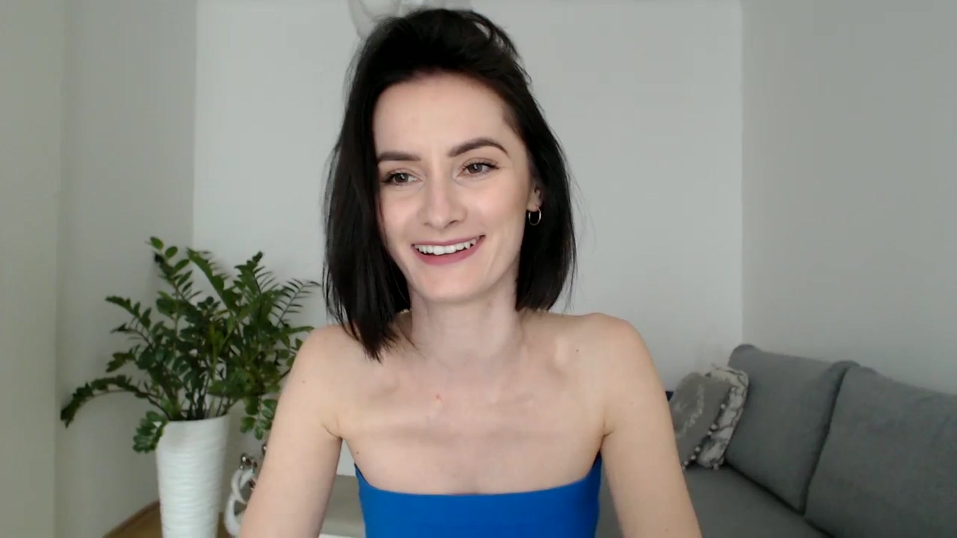Gallery image thumbnail from the_realpearl's myfreecams stream on, 03/15/2024, 15:46 image 12 of 20