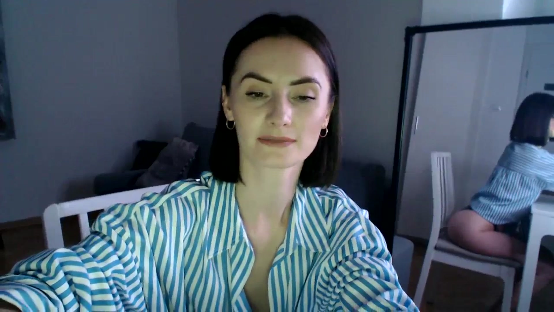 Gallery image thumbnail from the_realpearl's myfreecams stream on, 03/28/2024, 17:21 image 18 of 20