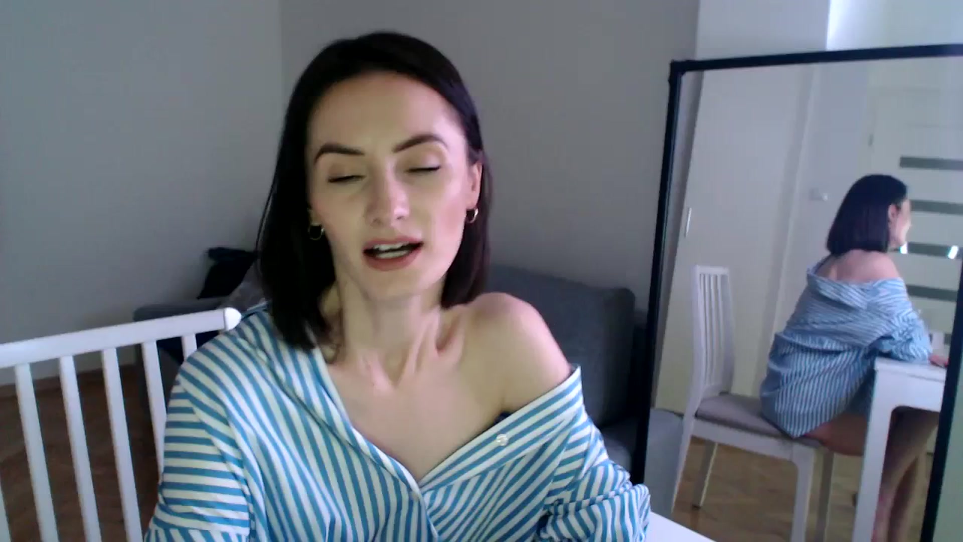 Gallery image thumbnail from the_realpearl's myfreecams stream on, 03/28/2024, 17:21 image 1 of 20