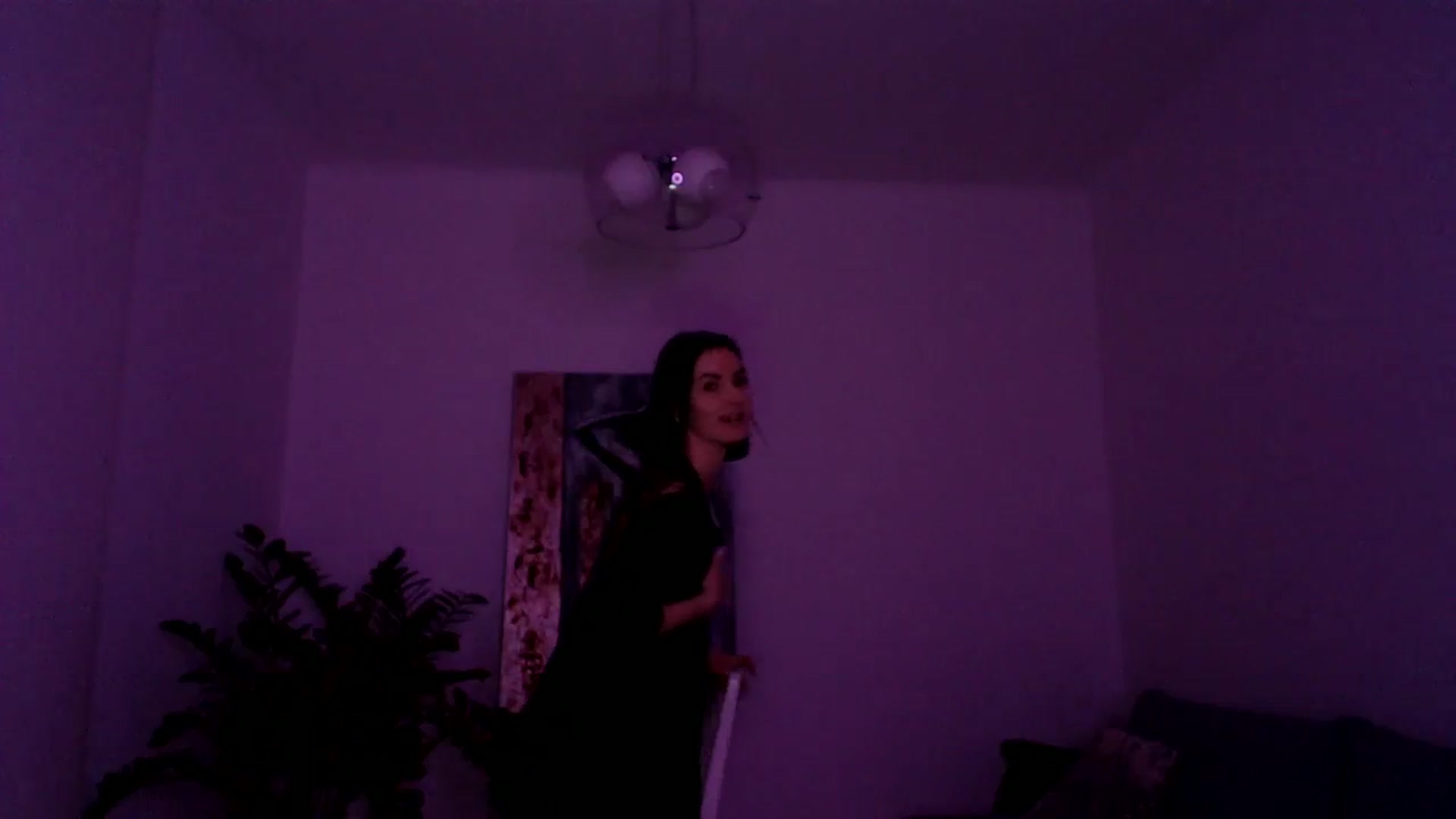 Gallery image thumbnail from the_realpearl's myfreecams stream on, 03/29/2024, 19:40 image 16 of 20