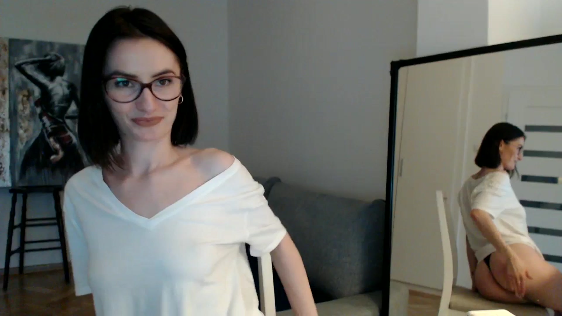 Gallery image thumbnail from the_realpearl's myfreecams stream on, 04/11/2024, 17:55 image 3 of 20