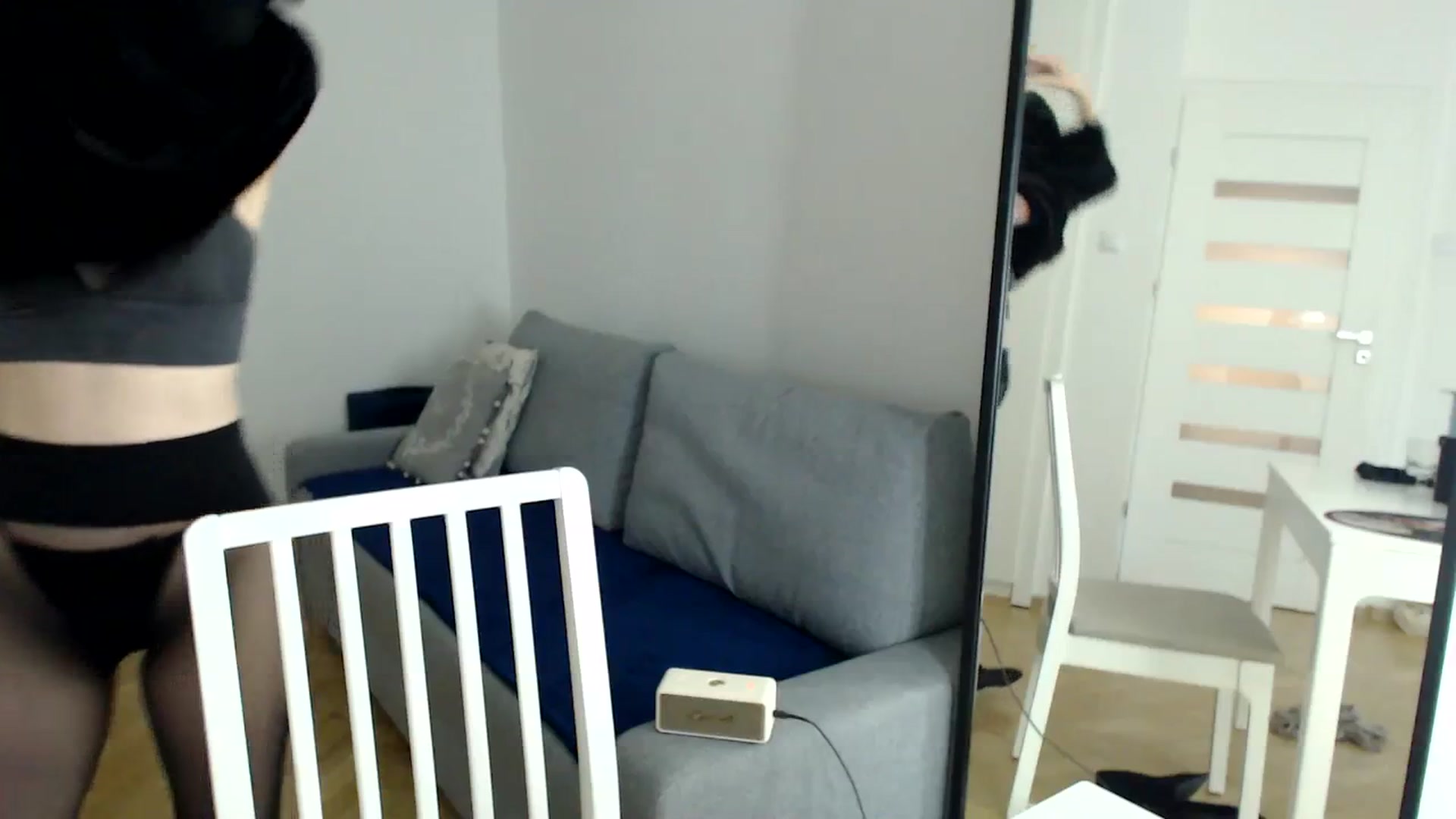 Gallery image thumbnail from the_realpearl's myfreecams stream on, 04/12/2024, 18:08 image 17 of 20