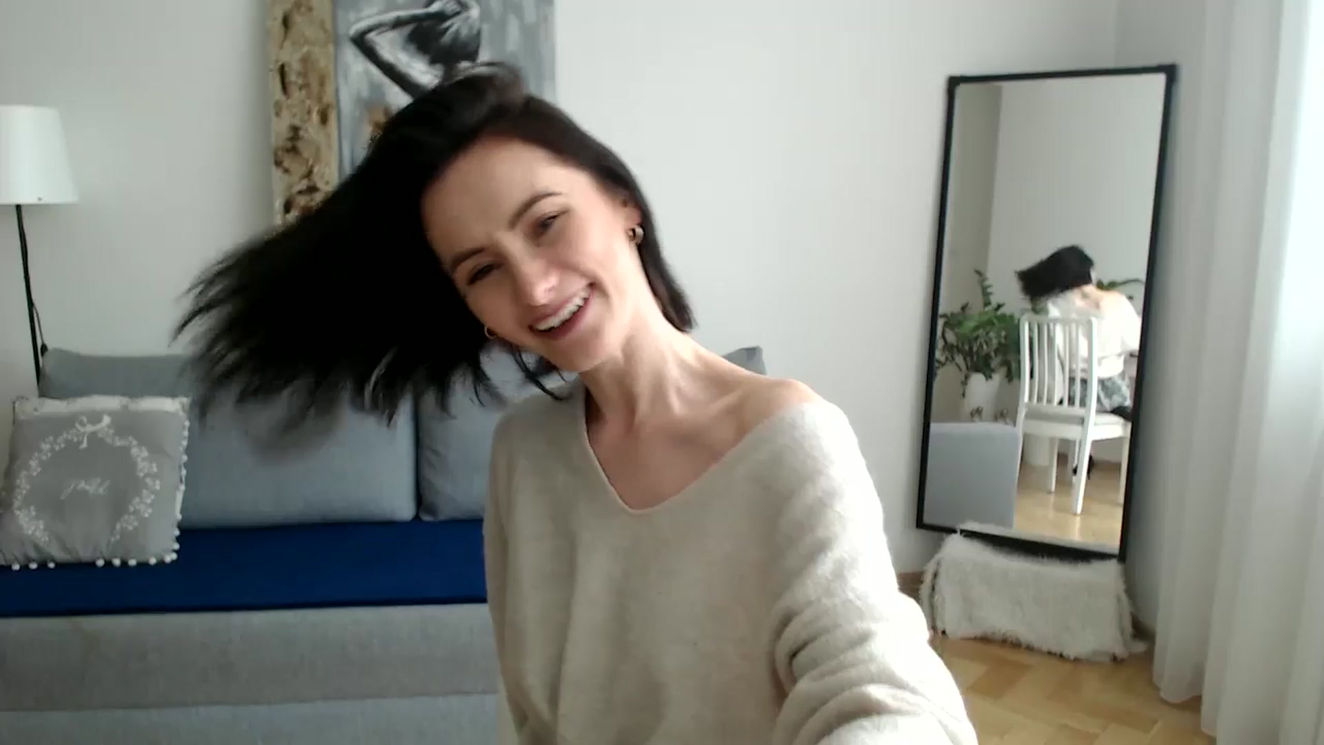 Gallery image thumbnail from the_realpearl's myfreecams stream on, 04/26/2024, 17:45 image 4 of 20