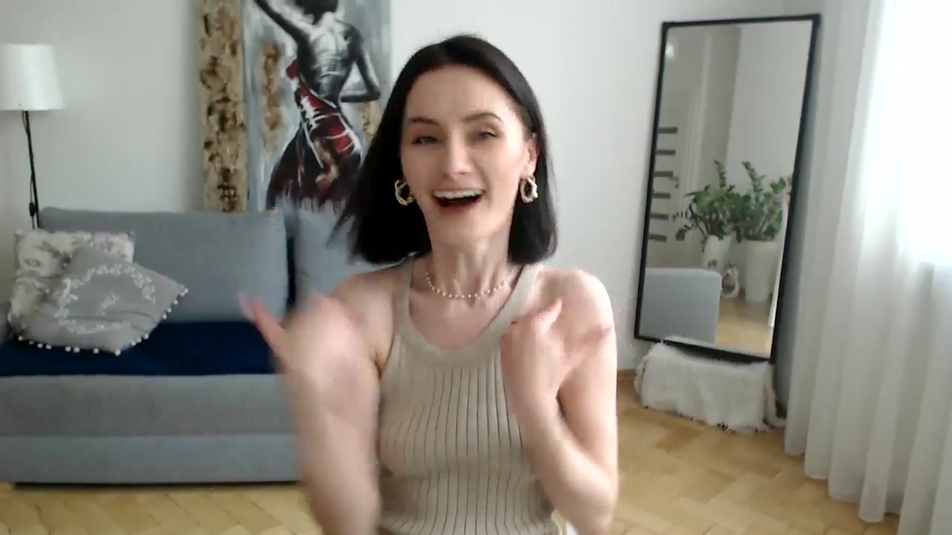 Gallery image thumbnail from the_realpearl's myfreecams stream on, 04/29/2024, 12:54 image 14 of 20