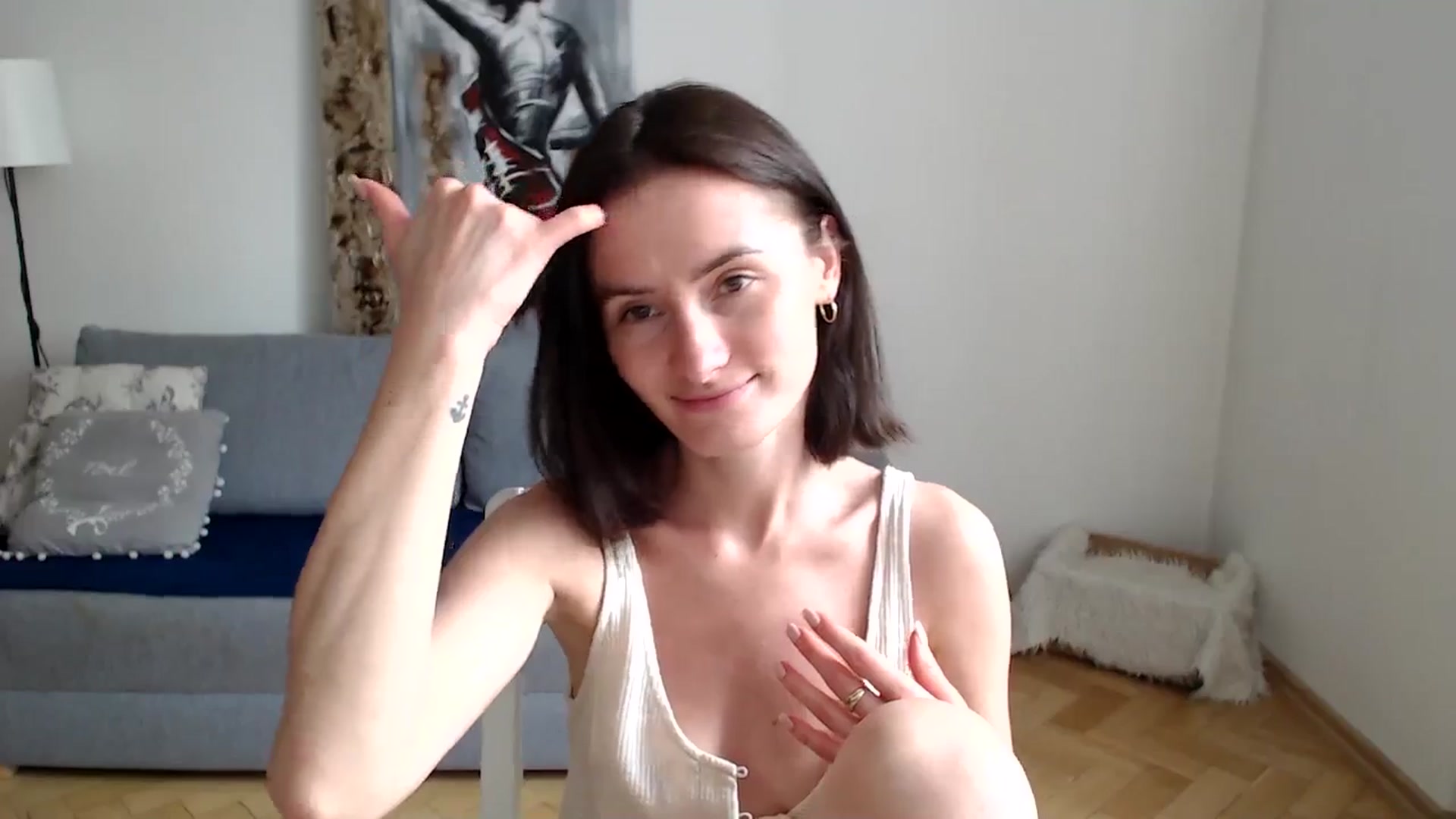 Gallery image thumbnail from the_realpearl's myfreecams stream on, 05/22/2024, 16:01 image 6 of 20