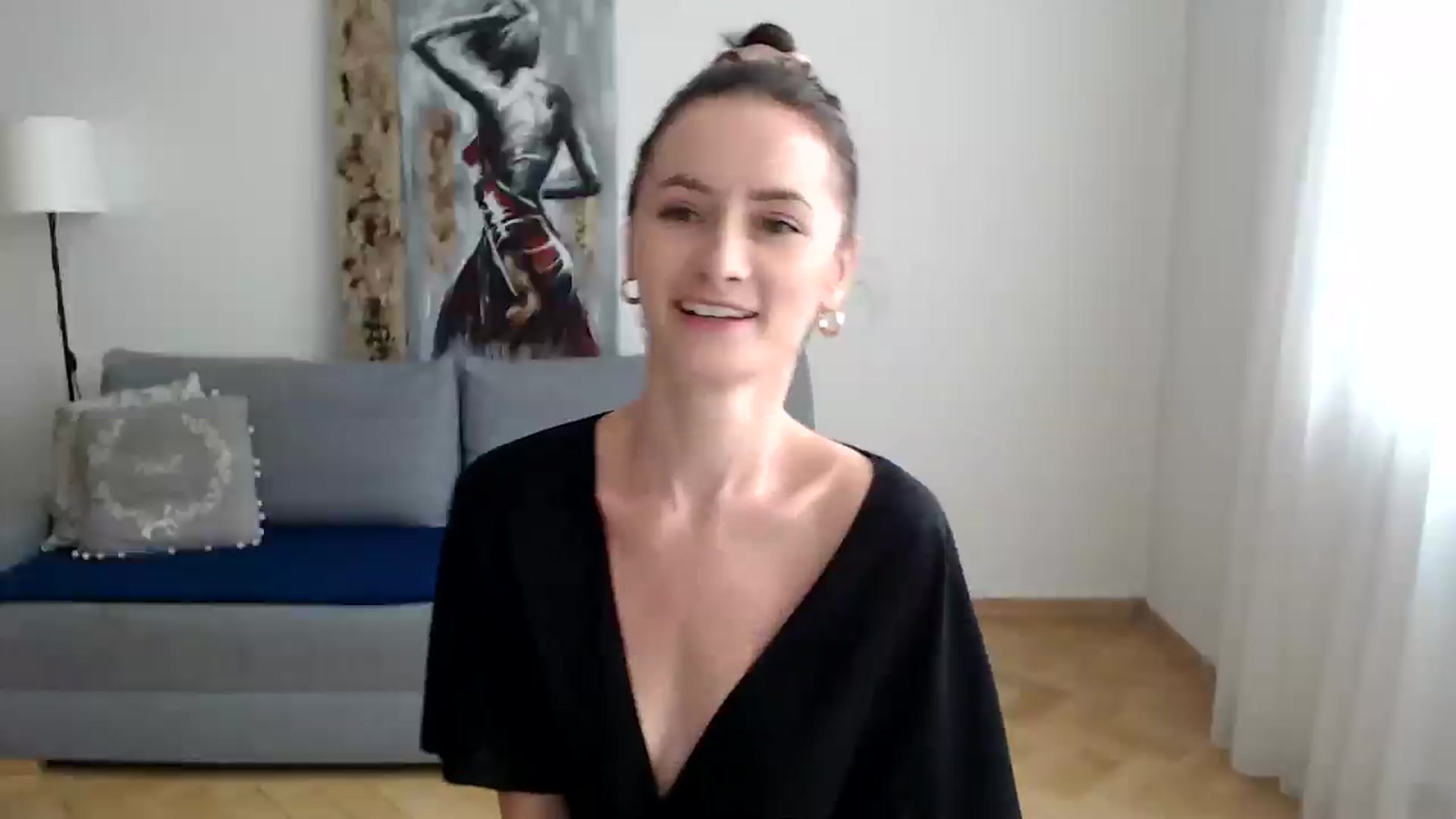 Gallery image thumbnail from the_realpearl's myfreecams stream on, 05/23/2024, 12:27 image 6 of 20
