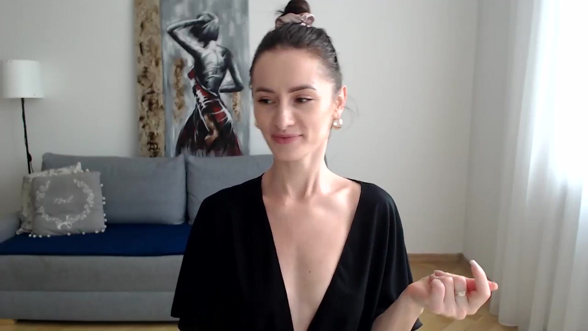 Gallery image thumbnail from the_realpearl's myfreecams stream on, 05/23/2024, 12:27 image 4 of 20