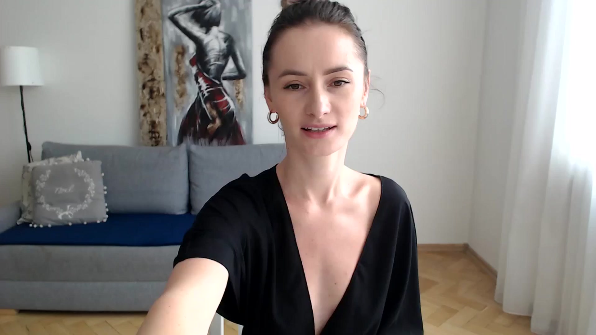 Gallery image thumbnail from the_realpearl's myfreecams stream on, 05/23/2024, 12:27 image 7 of 20