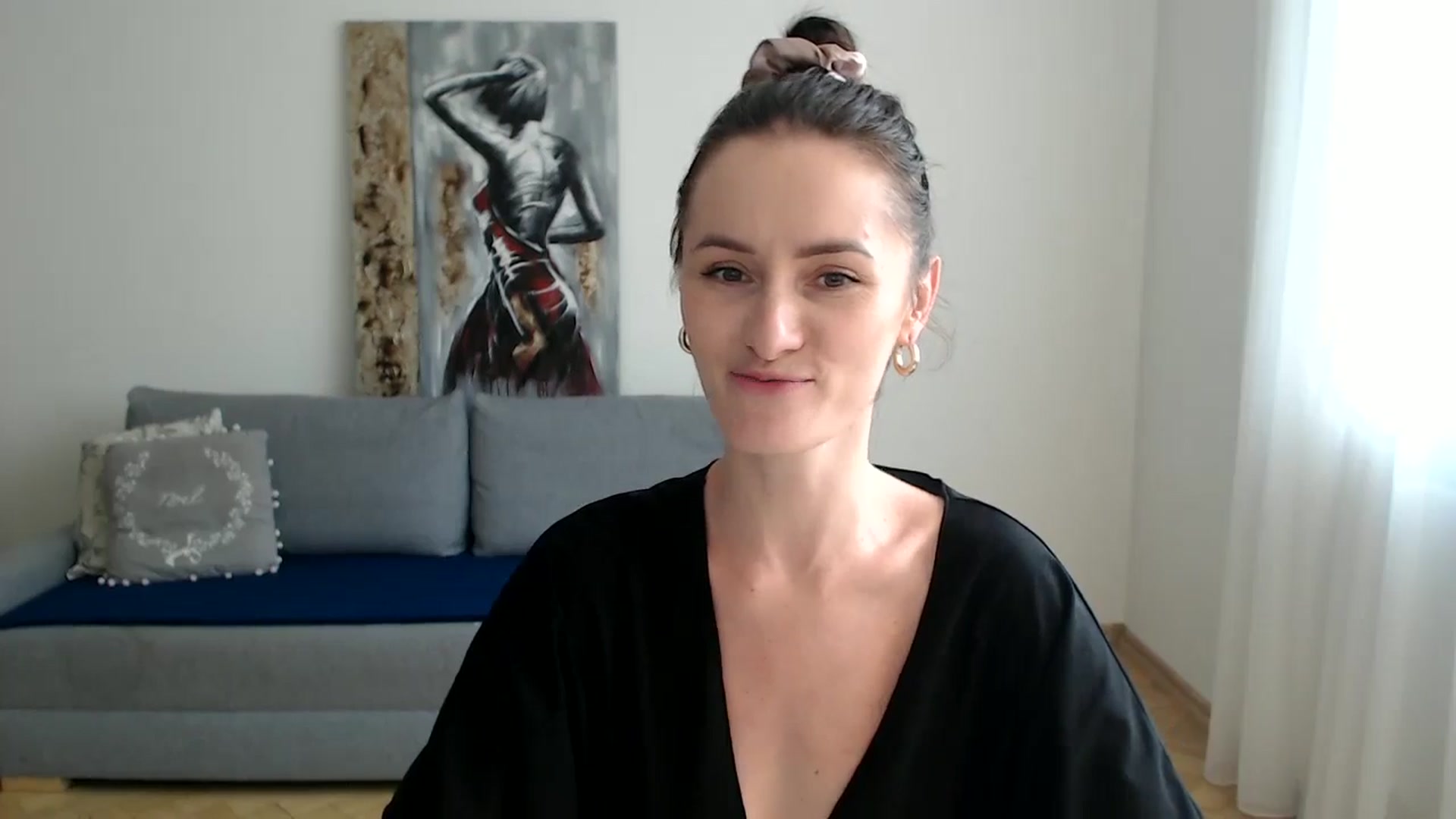 Gallery image thumbnail from the_realpearl's myfreecams stream on, 05/23/2024, 14:01 image 12 of 20