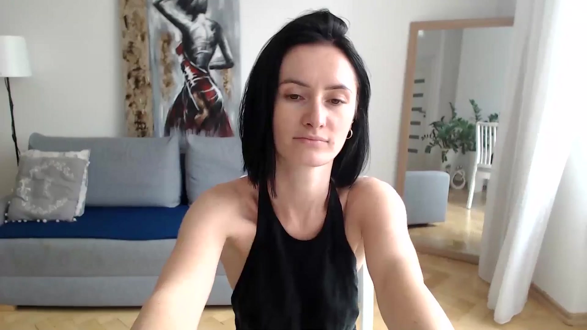 Gallery image thumbnail from the_realpearl's myfreecams stream on, 06/04/2024, 13:55 image 18 of 20