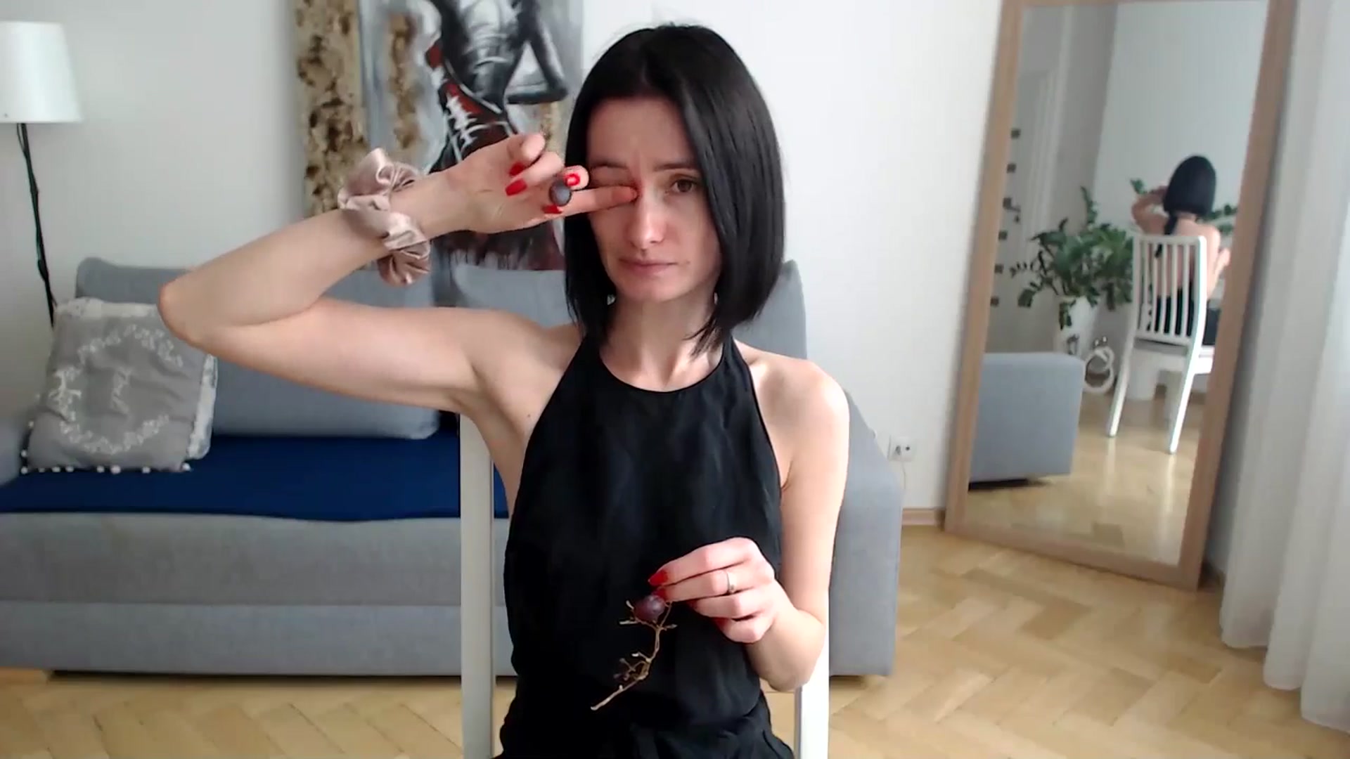 Gallery image thumbnail from the_realpearl's myfreecams stream on, 06/04/2024, 13:55 image 9 of 20