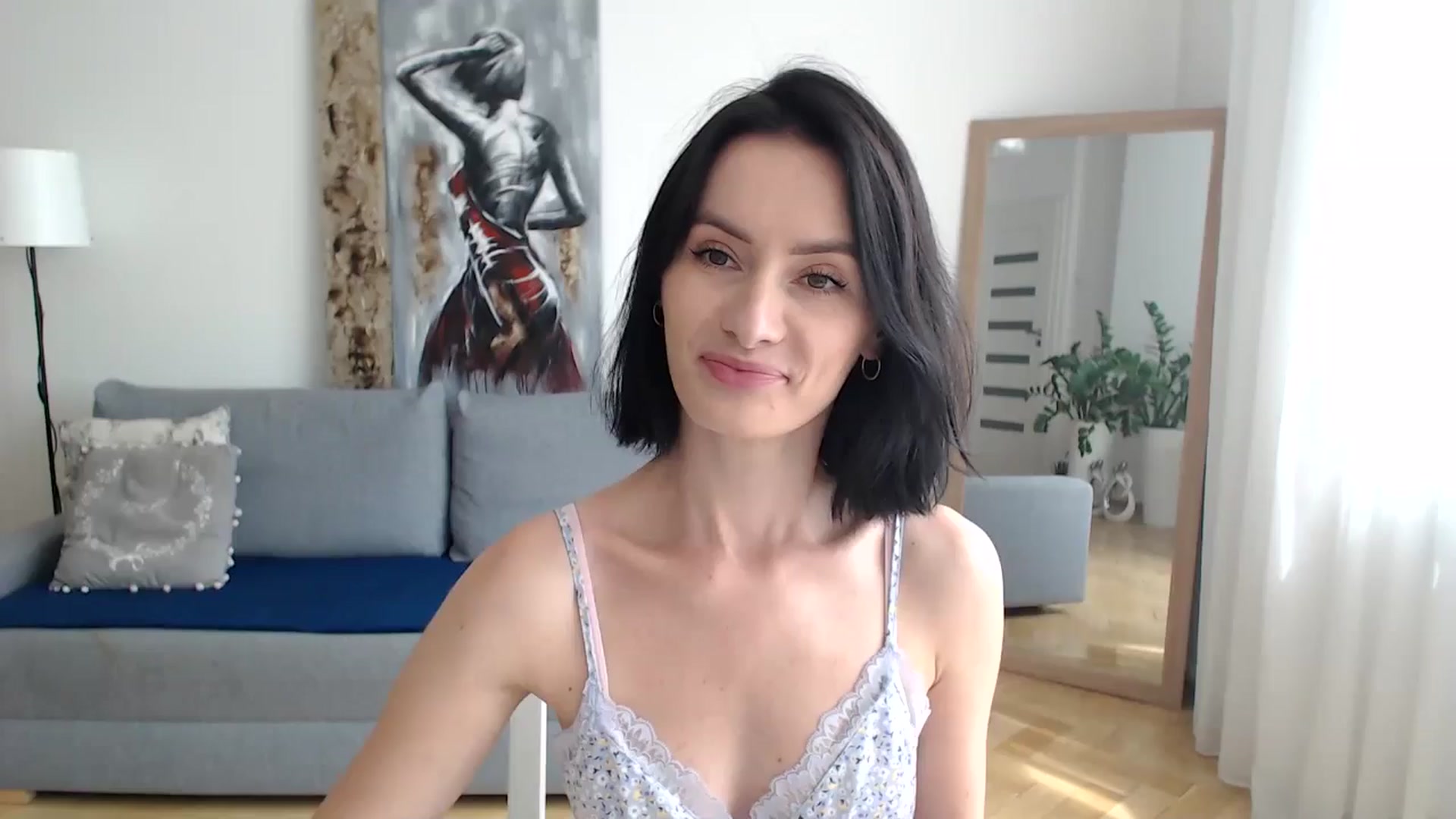 Gallery image thumbnail from the_realpearl's myfreecams stream on, 06/11/2024, 12:58 image 1 of 20
