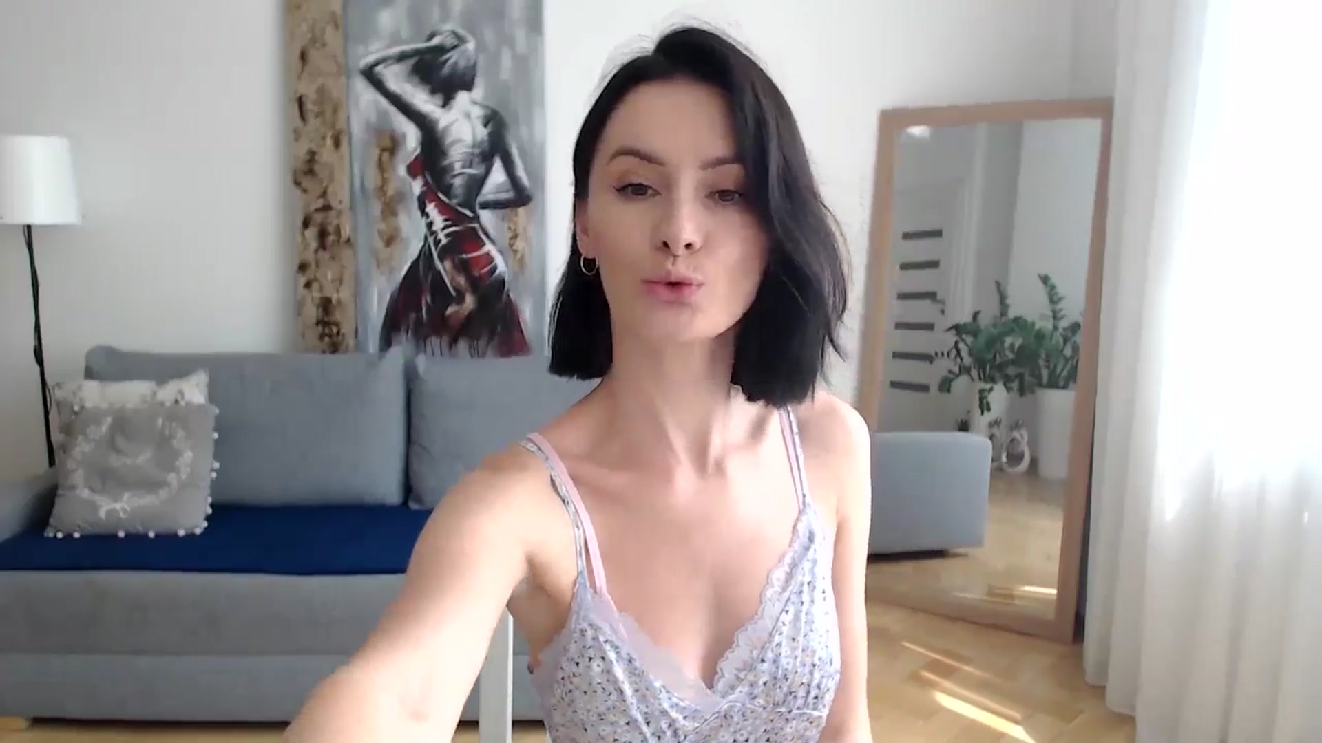 Gallery image thumbnail from the_realpearl's myfreecams stream on, 06/11/2024, 12:58 image 2 of 20