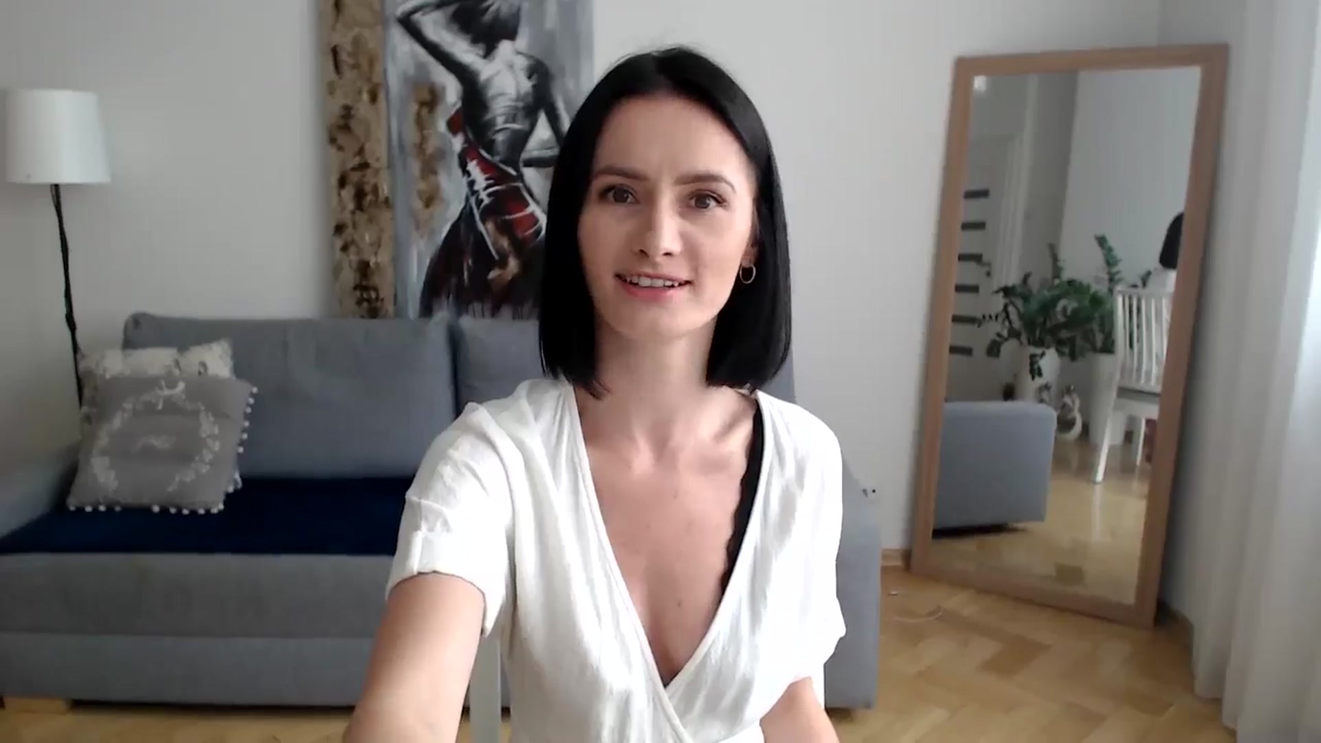 Gallery image thumbnail from the_realpearl's myfreecams stream on, 06/13/2024, 13:15 image 19 of 20
