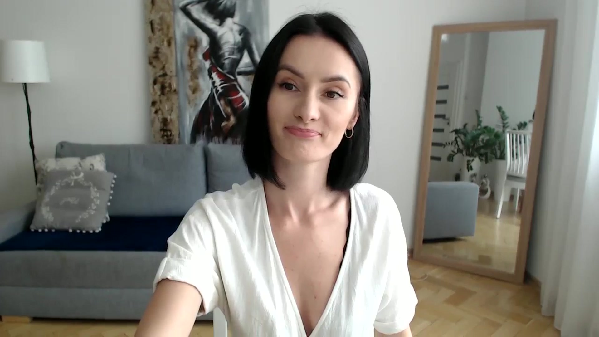 Gallery image thumbnail from the_realpearl's myfreecams stream on, 06/13/2024, 13:15 image 18 of 20