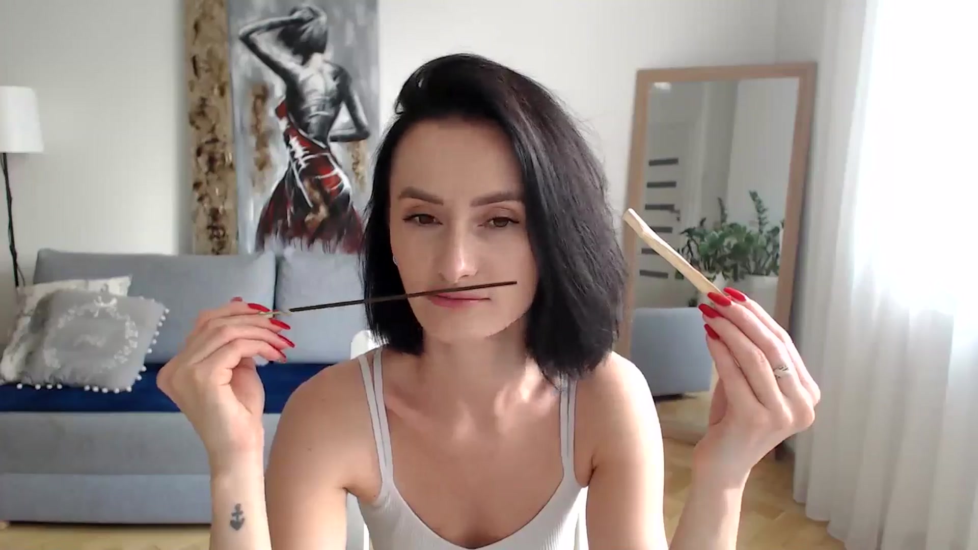 Gallery image thumbnail from the_realpearl's myfreecams stream on, 06/18/2024, 12:35 image 10 of 20