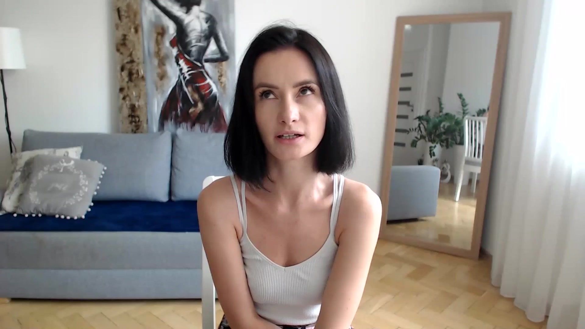 Gallery image thumbnail from the_realpearl's myfreecams stream on, 06/18/2024, 14:39 image 12 of 20