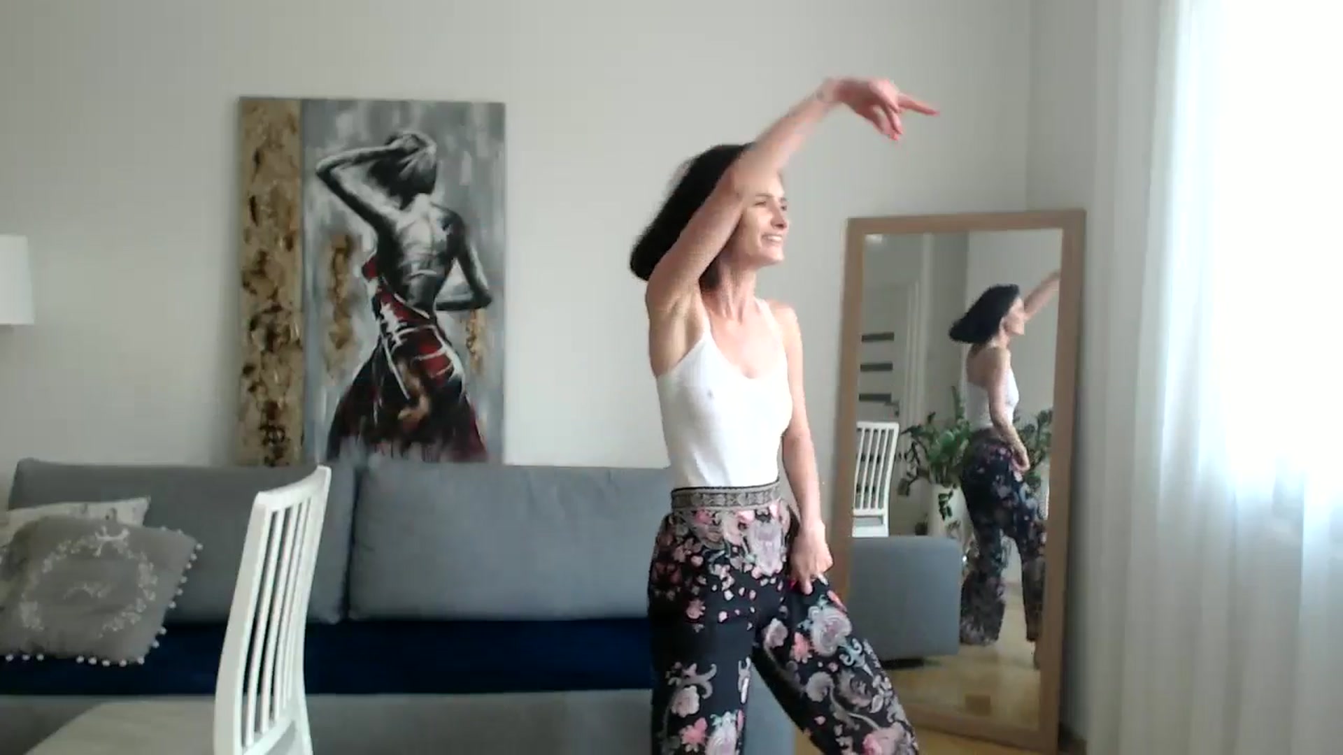 Gallery image thumbnail from the_realpearl's myfreecams stream on, 06/18/2024, 14:56 image 17 of 20