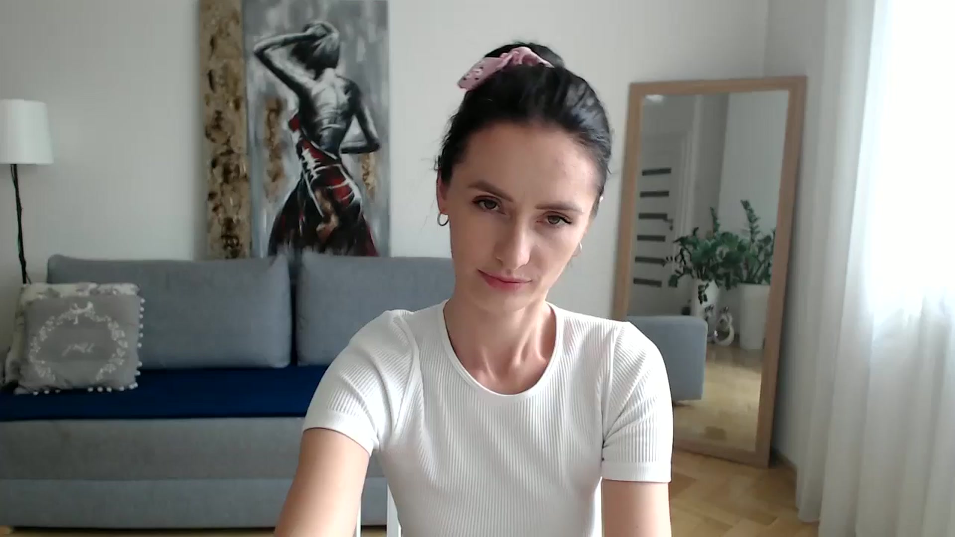Gallery image thumbnail from the_realpearl's myfreecams stream on, 06/19/2024, 13:52 image 1 of 20