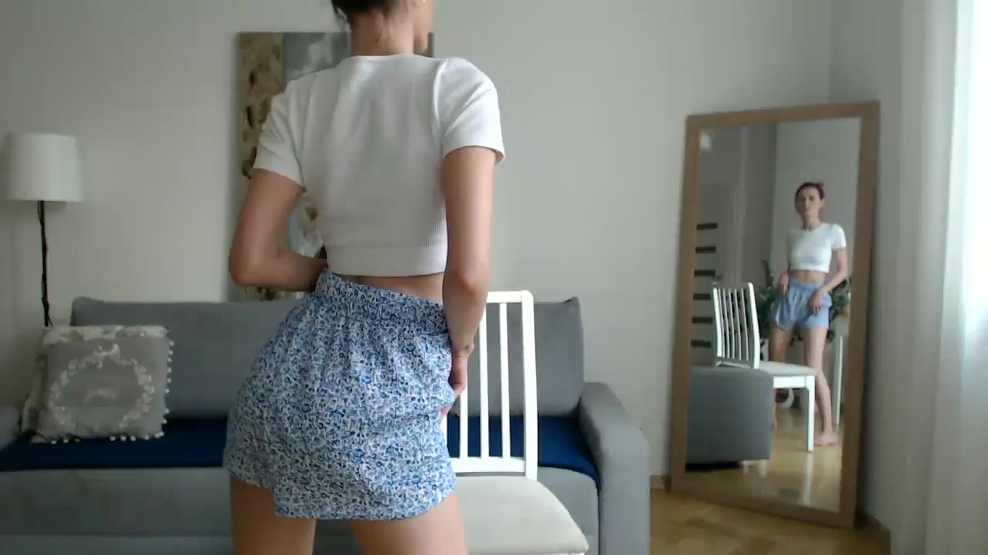 Gallery image thumbnail from the_realpearl's myfreecams stream on, 06/19/2024, 13:52 image 19 of 20