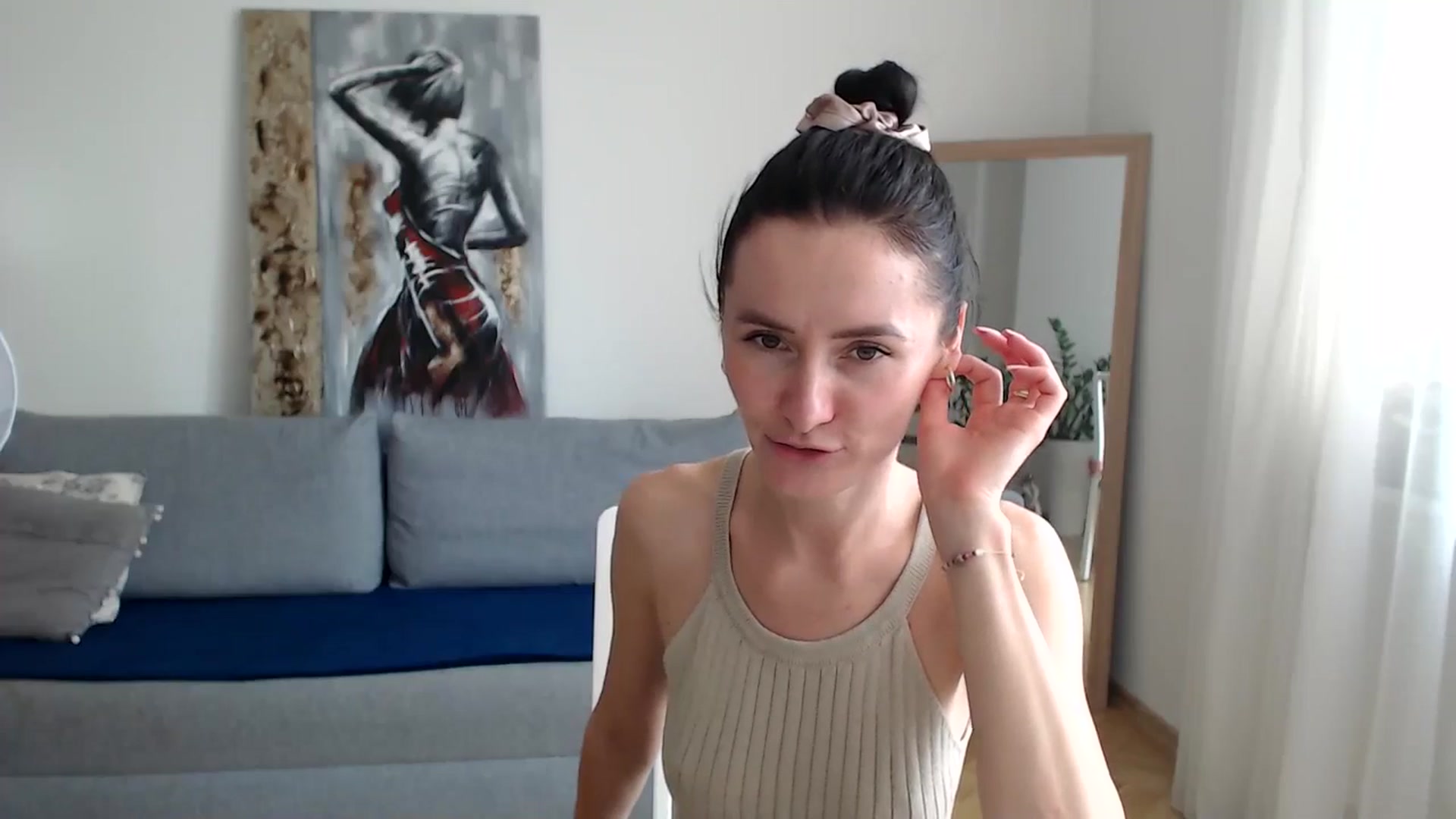 Gallery image thumbnail from the_realpearl's myfreecams stream on, 06/28/2024, 13:09 image 14 of 20