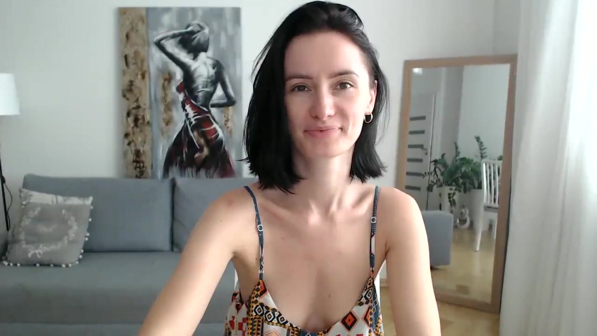 Gallery image thumbnail from the_realpearl's myfreecams stream on, 07/16/2024, 12:32 image 6 of 20