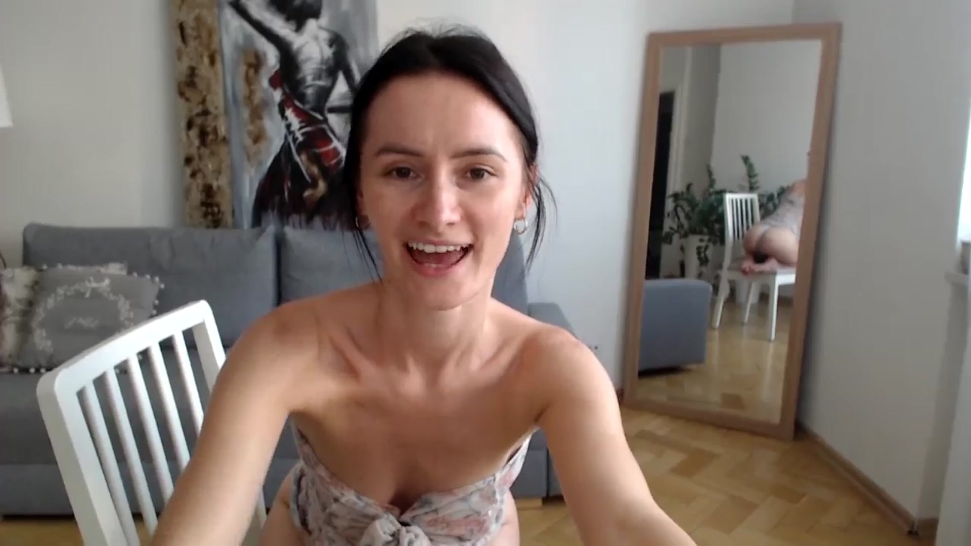 Gallery image thumbnail from the_realpearl's myfreecams stream on, 07/19/2024, 16:38 image 18 of 20